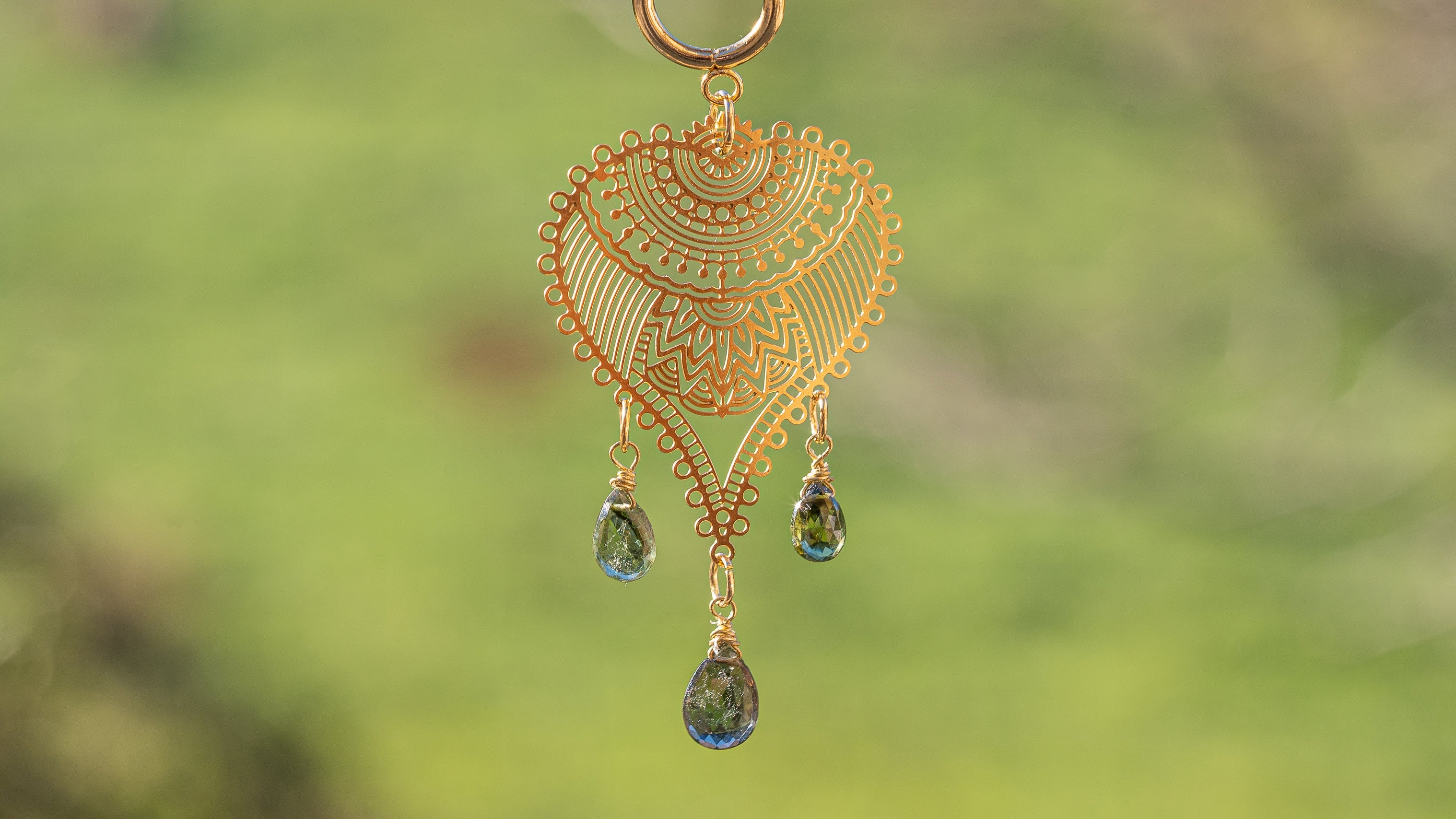 Lot De 5 Pendentifs Breloques Connecteurs 20x15 Mm - Fleur Chakra Anahata, Argent Tibétain