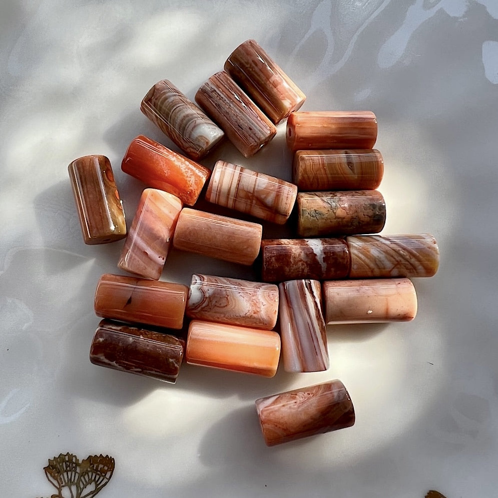 Perles colonnes lisses en Agate rouge de 20 mm ( lot de 2 )