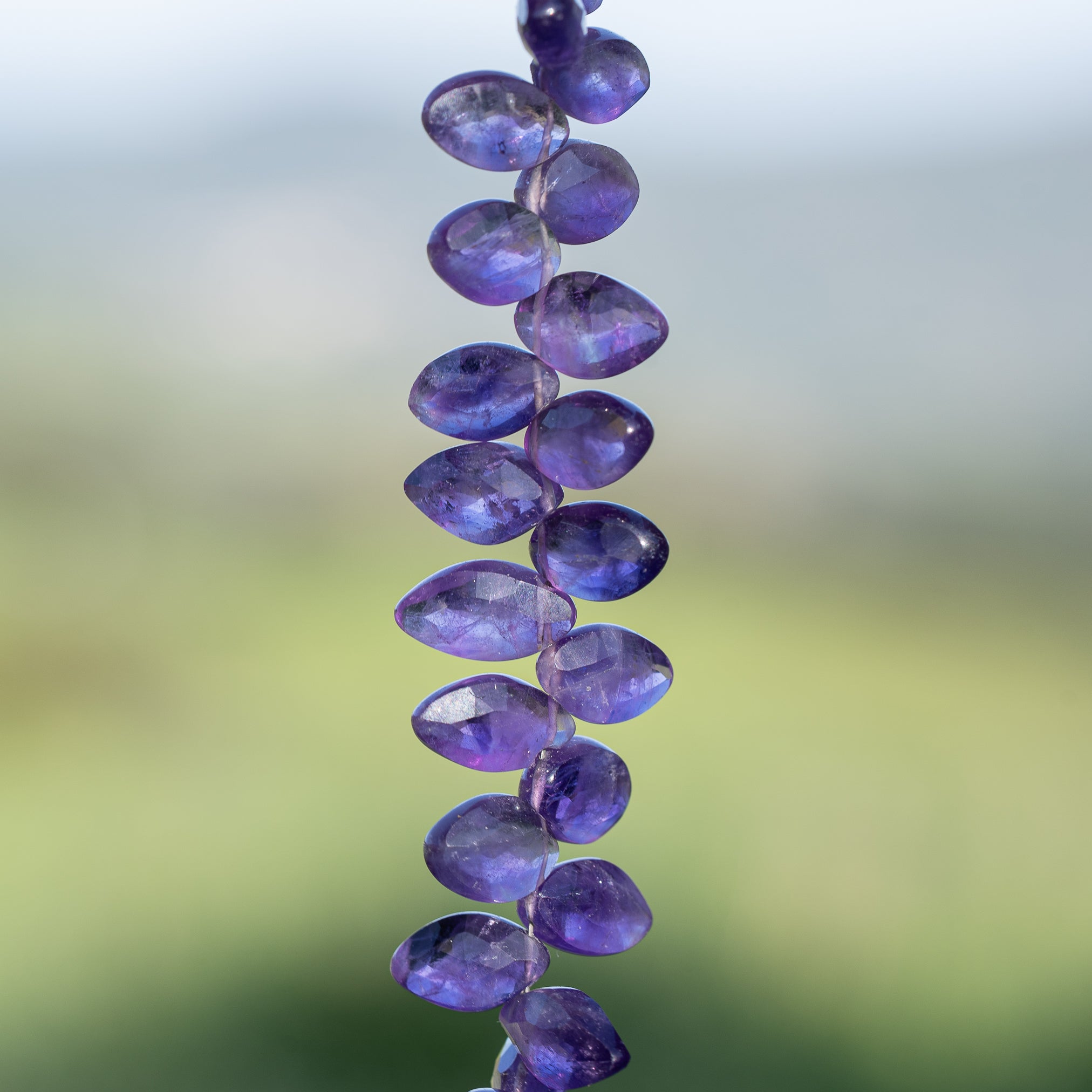 Perles gouttes marquises facettes en Améthyste de 11/13 mm ( lot de 2 )