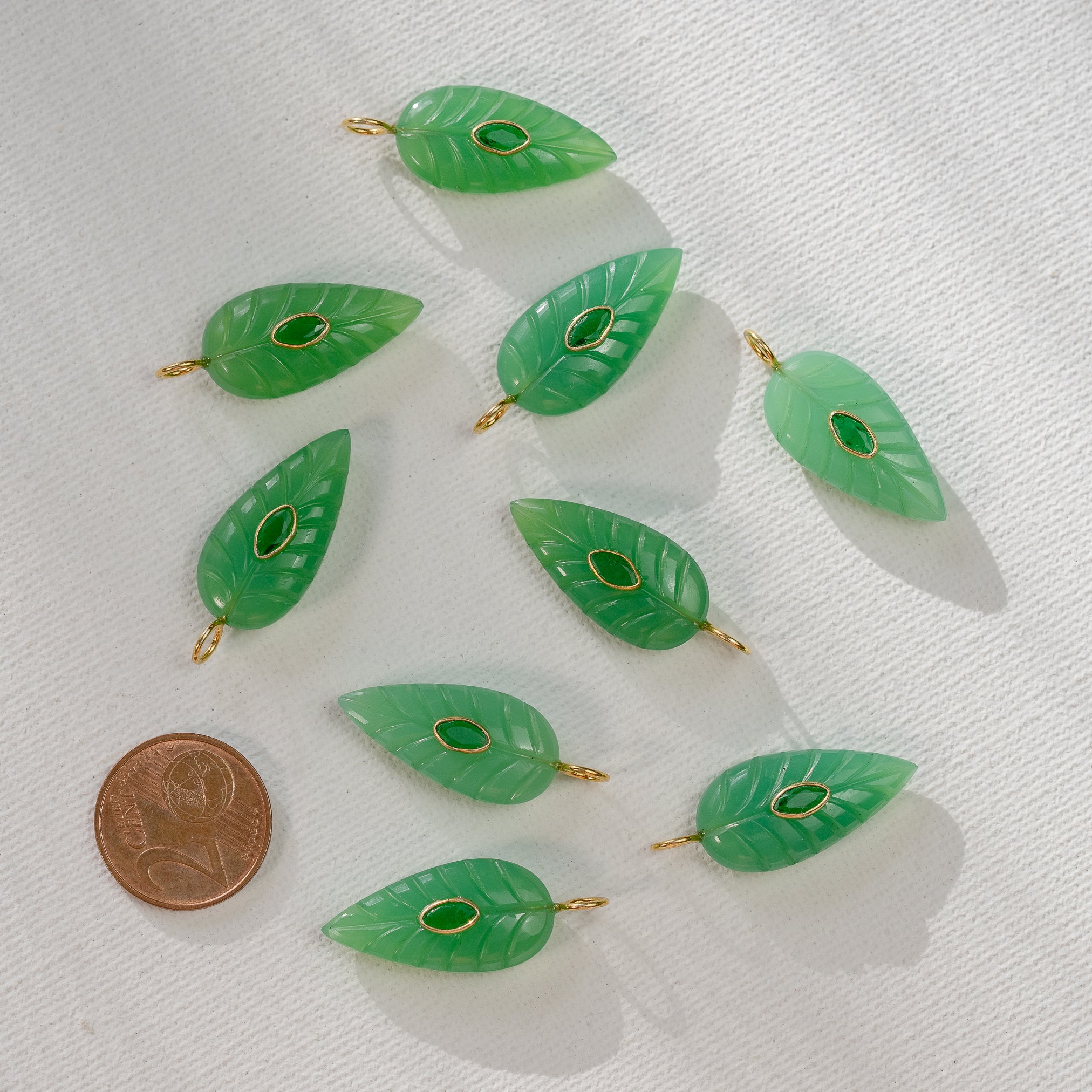 Les feuilles " Nidhih " en Chrysoprase, zirconium et argent 925 plaqué or de 29 mm ( à l&