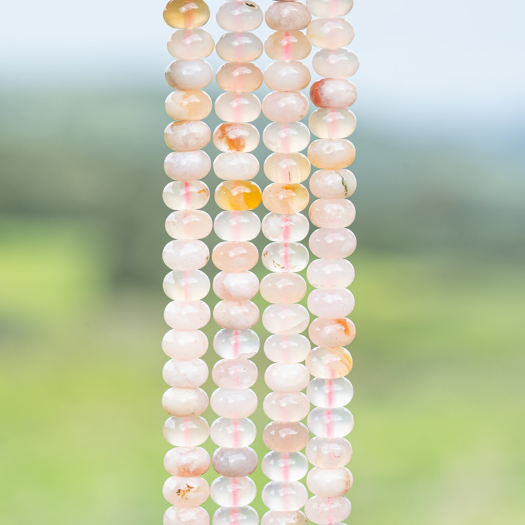 Perles rondelles lisses en Agate fleur de 8 x 5 mm ( 1/2 rang de env 35 perles )