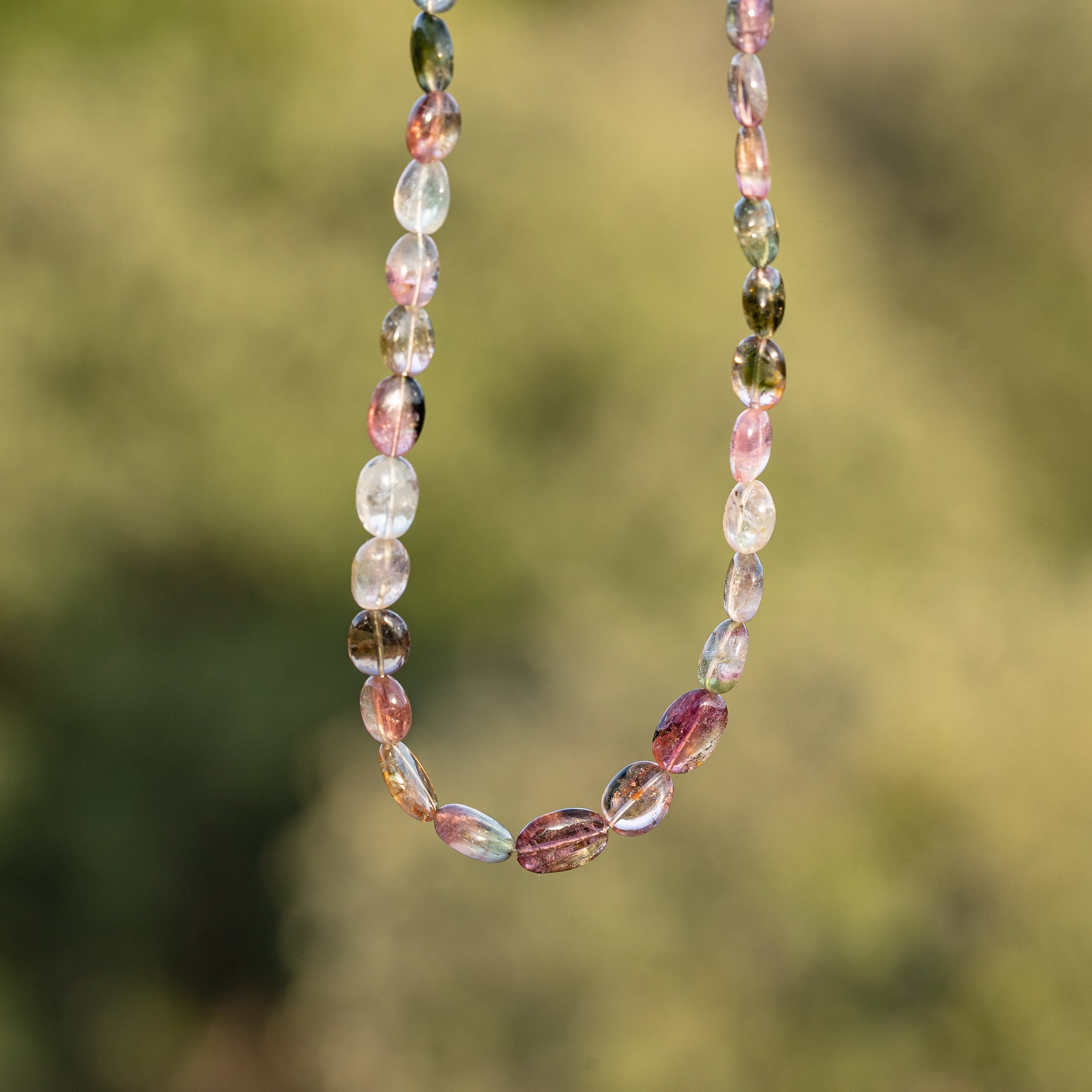 Fil de 44 cm de perles ovales lisses de Tourmaline melon d&