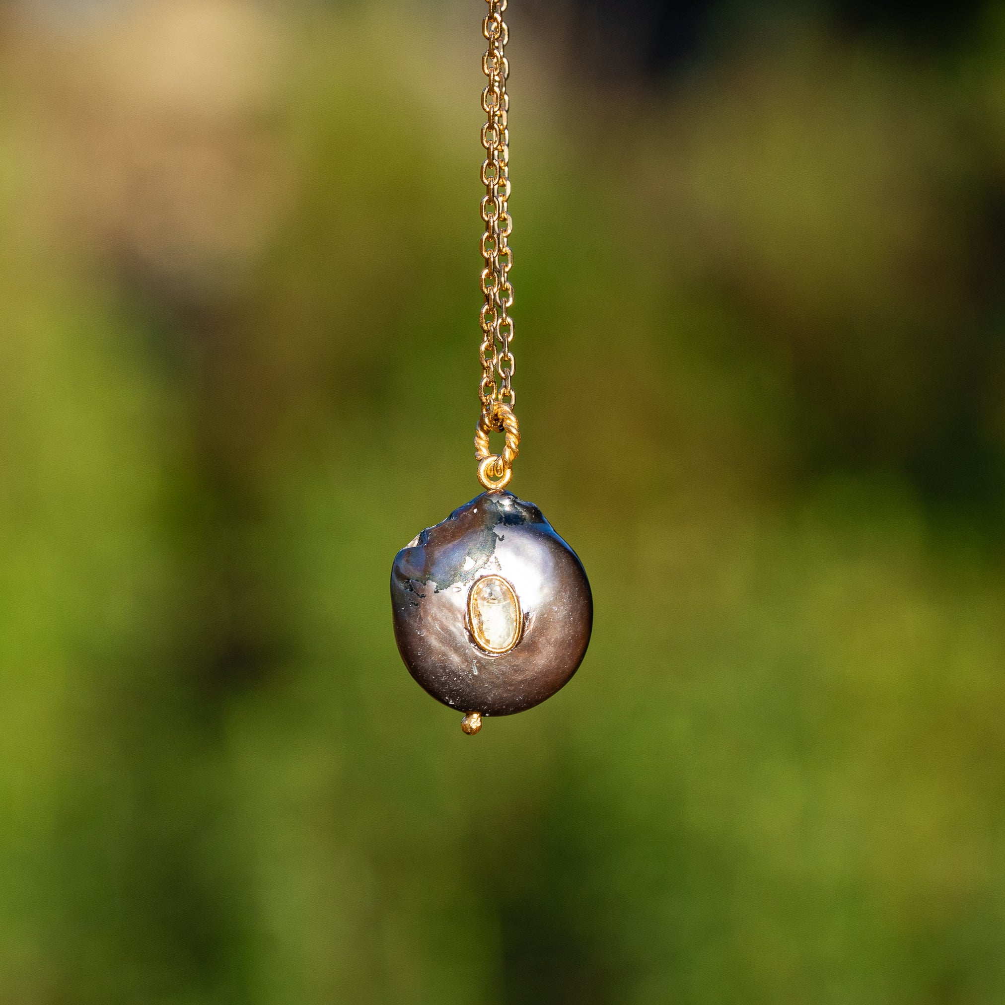 Les charms " Nidhih " en perles d&