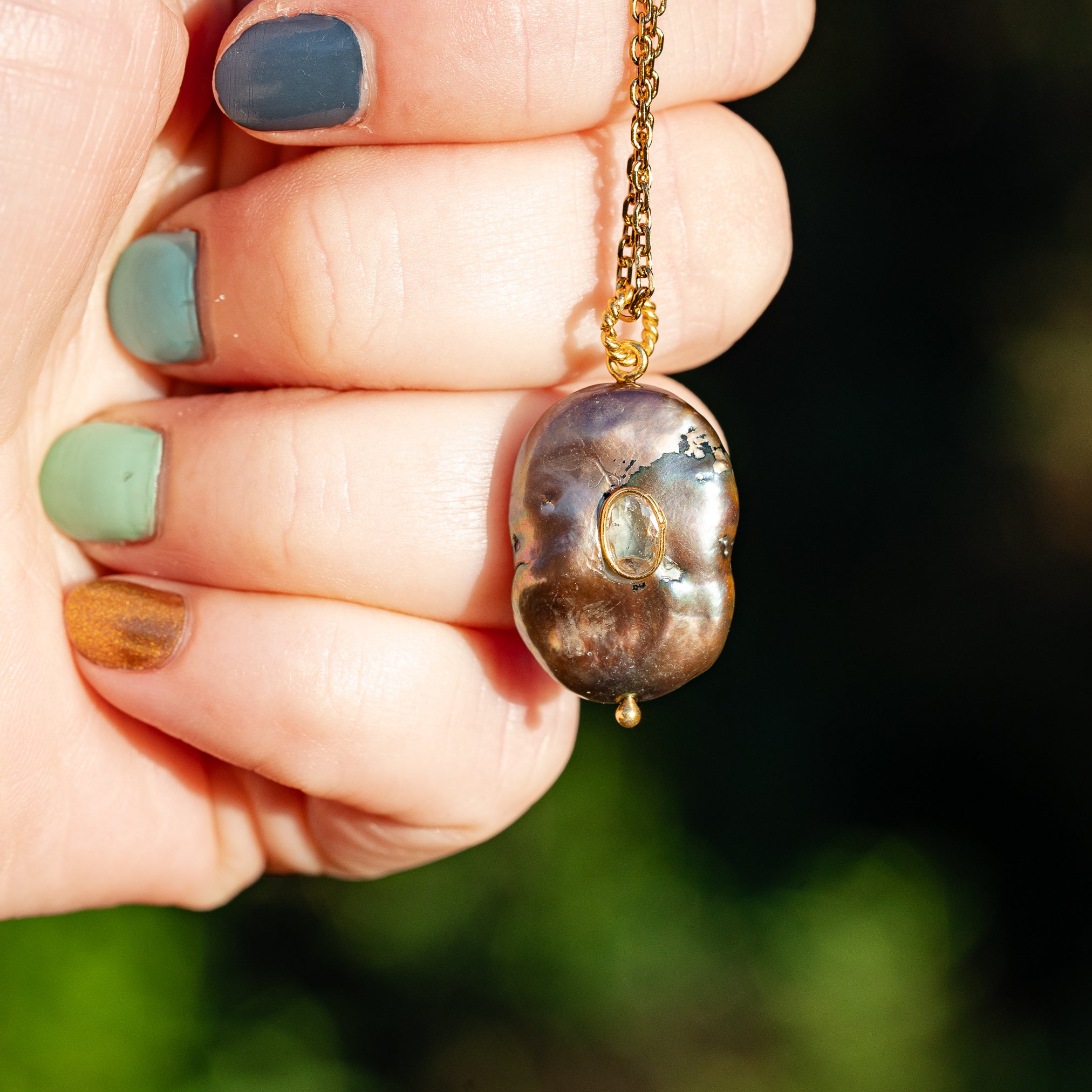 Les charms " Nidhih " en perles d&