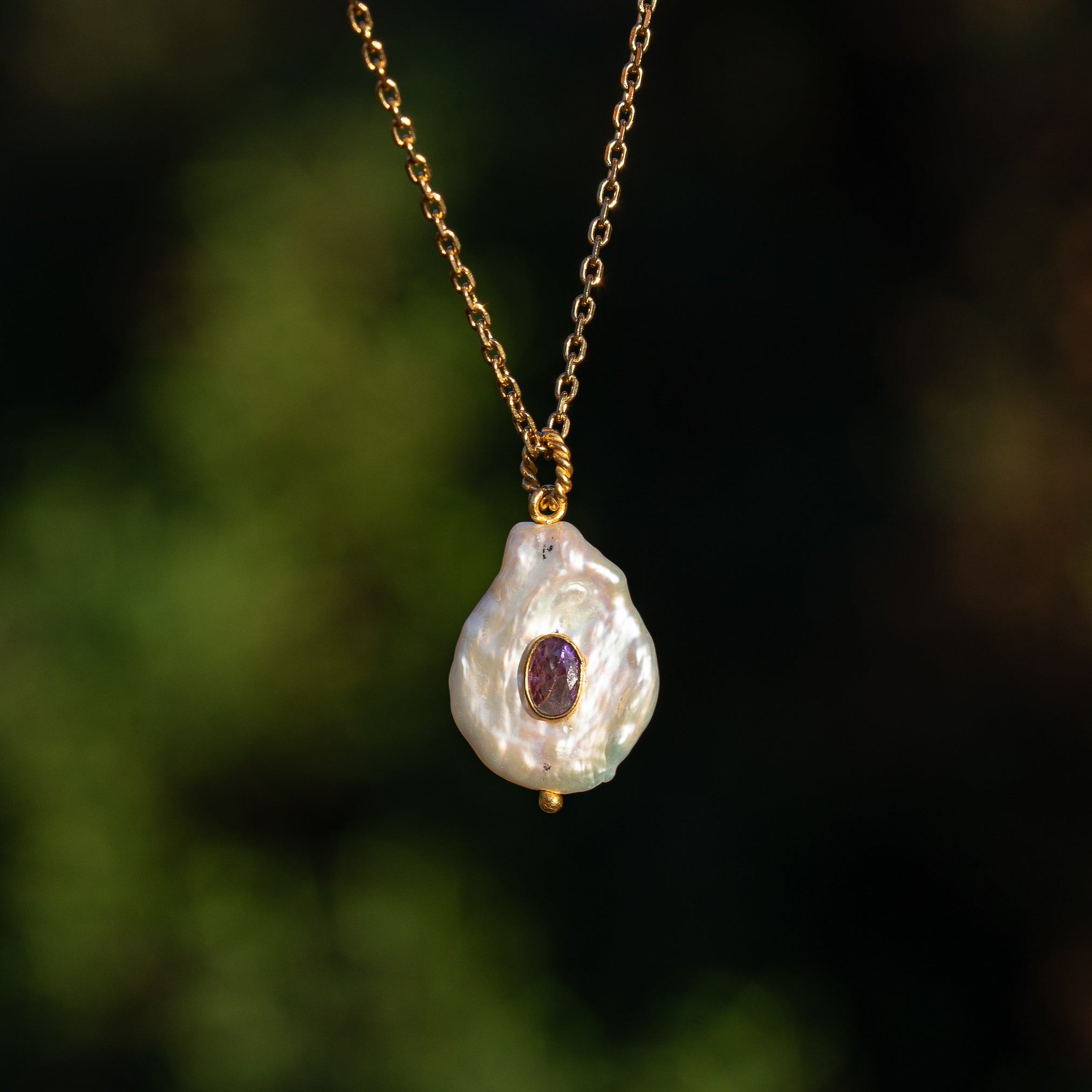 Les charms " Nidhih " en perles d&