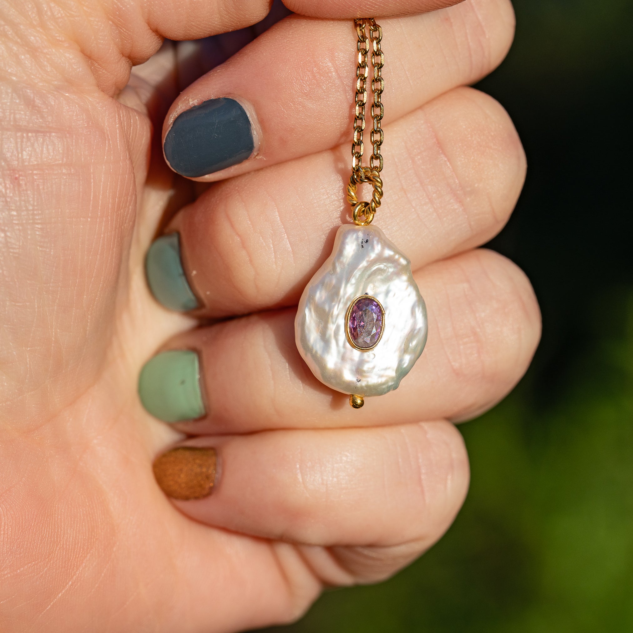 Les charms " Nidhih " en perles d&