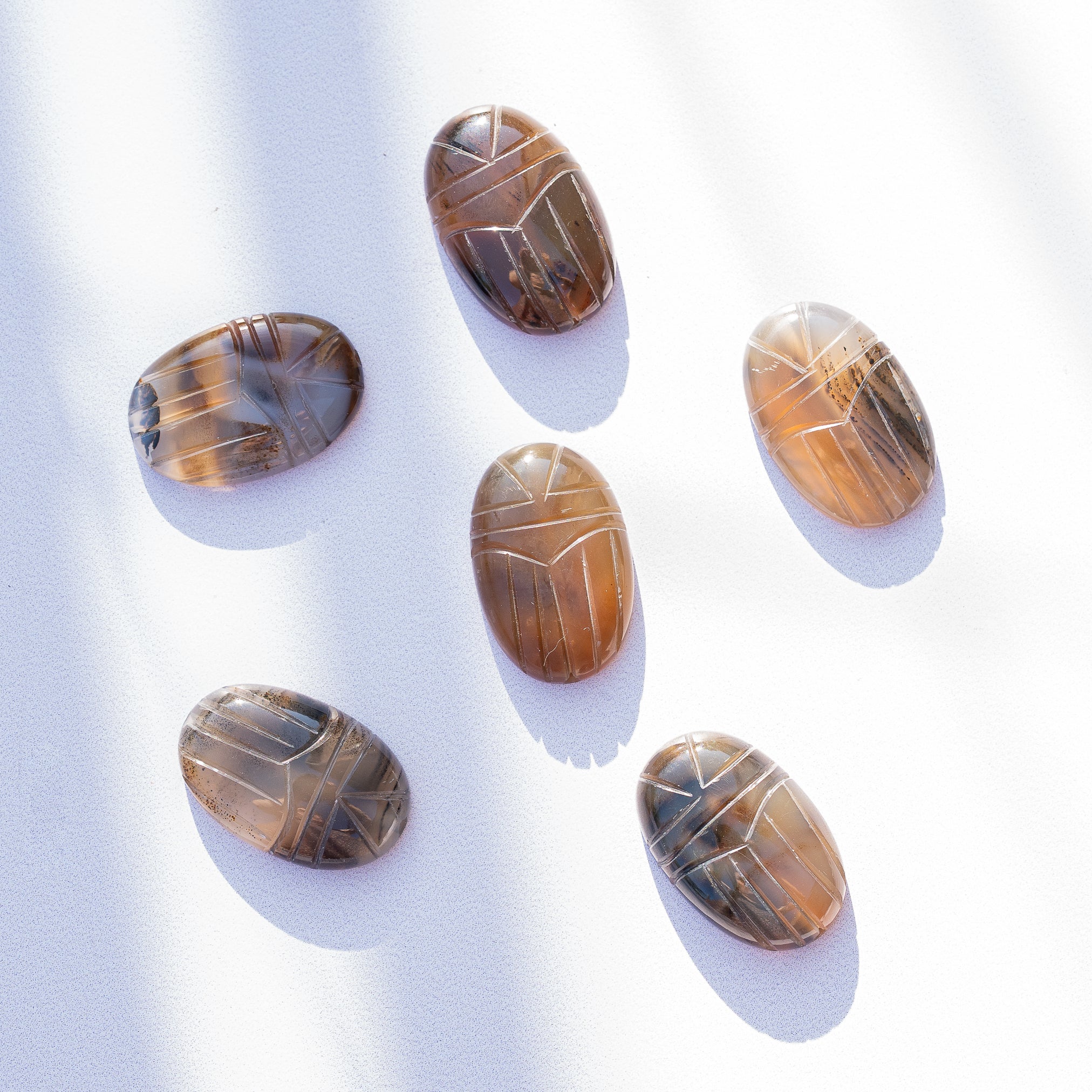 Les " Nidhih " scarabée en Agate du Montana de 2,5 cm au choix ( à l&