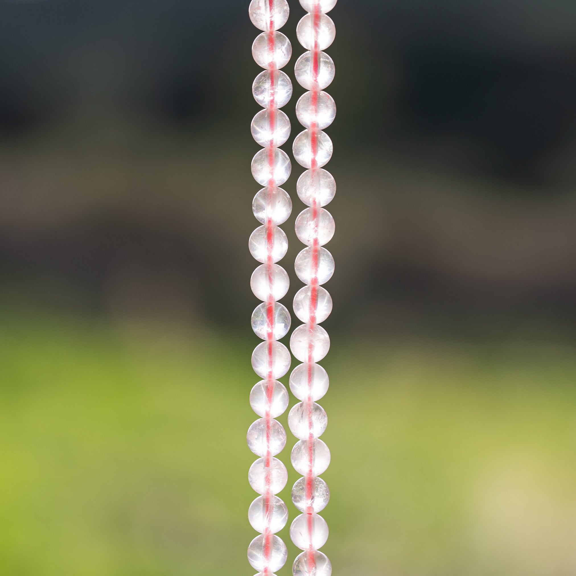 Perles rondes lisses de Quartz rose de 6,5 mm ( 1/2 rang de env 29 perles )