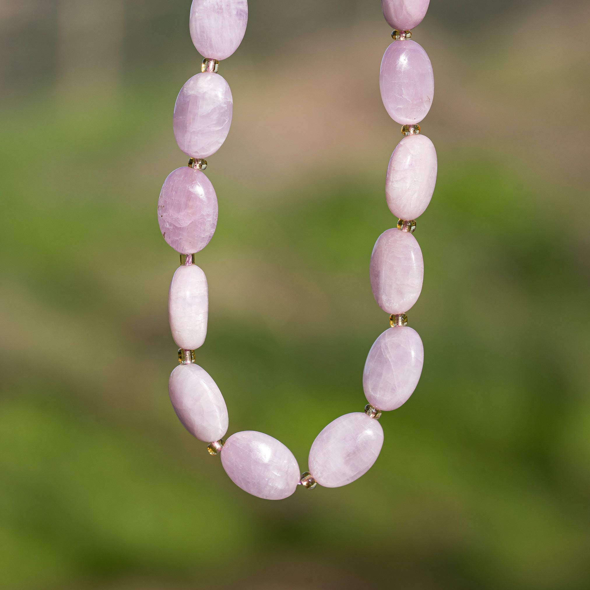 Perles ovales lisses de Kunzite de env 14 mm ( à l&