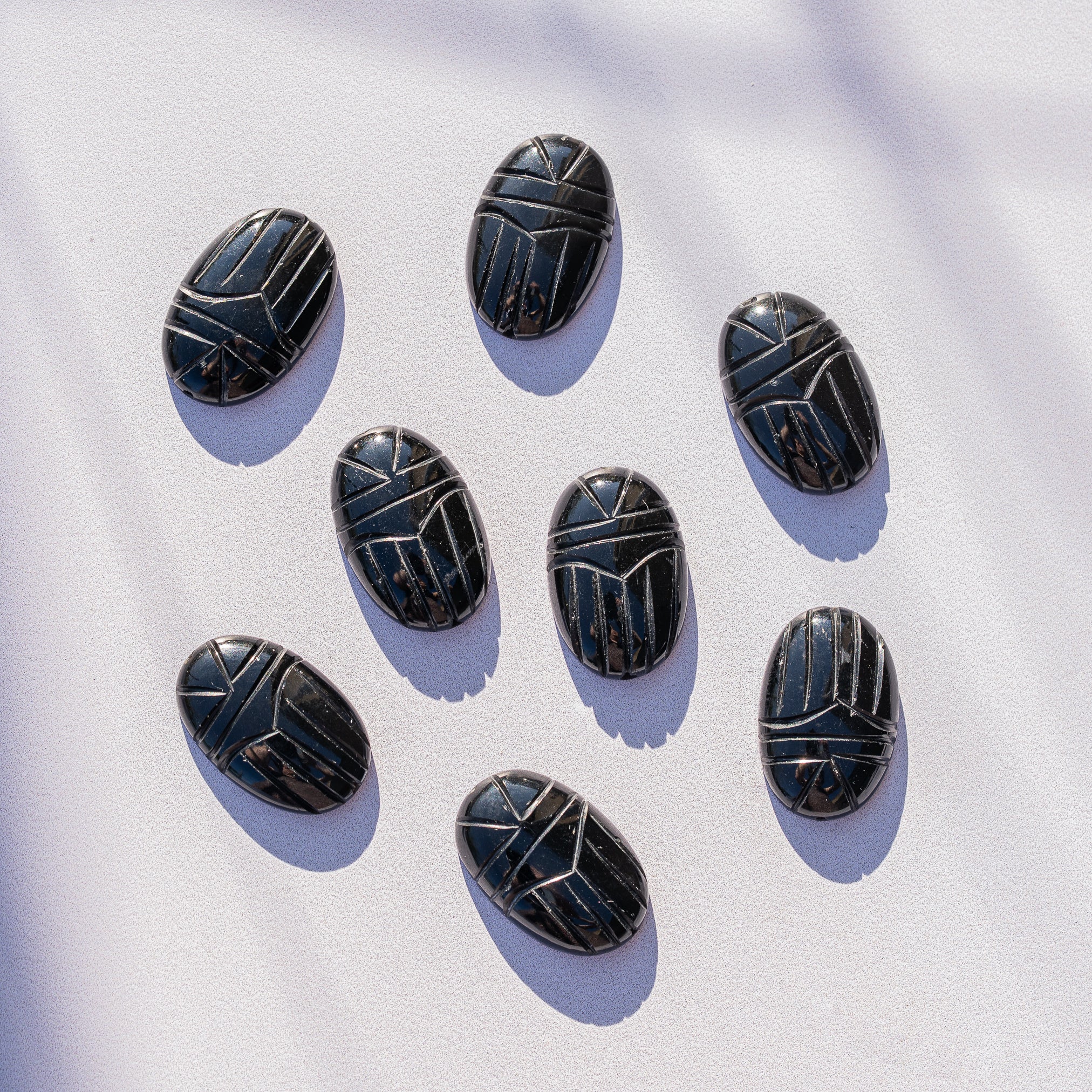 Les " Nidhih " scarabée en Onyx de 2,5 cm ( à l&