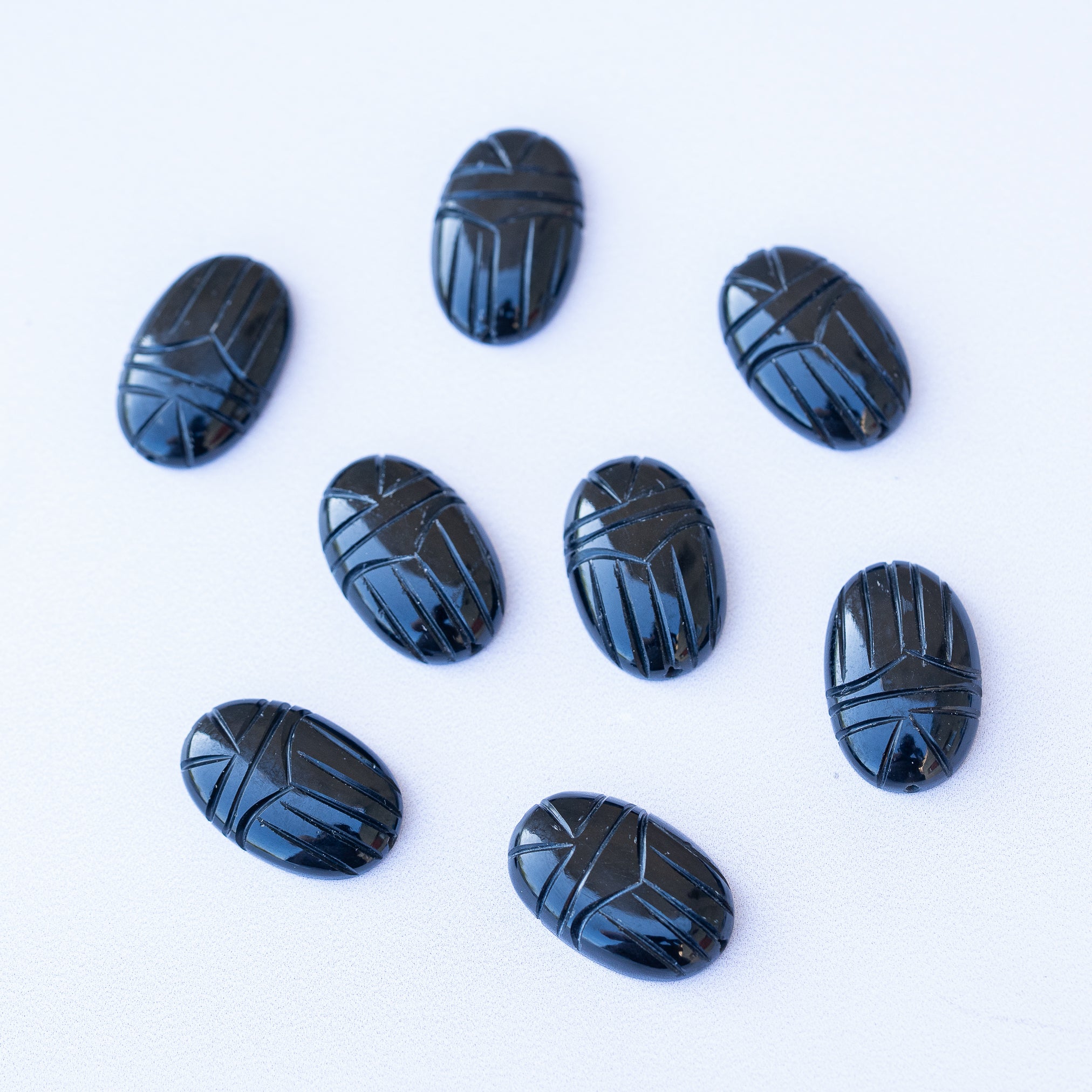 Les " Nidhih " scarabée en Onyx de 2,5 cm ( à l&