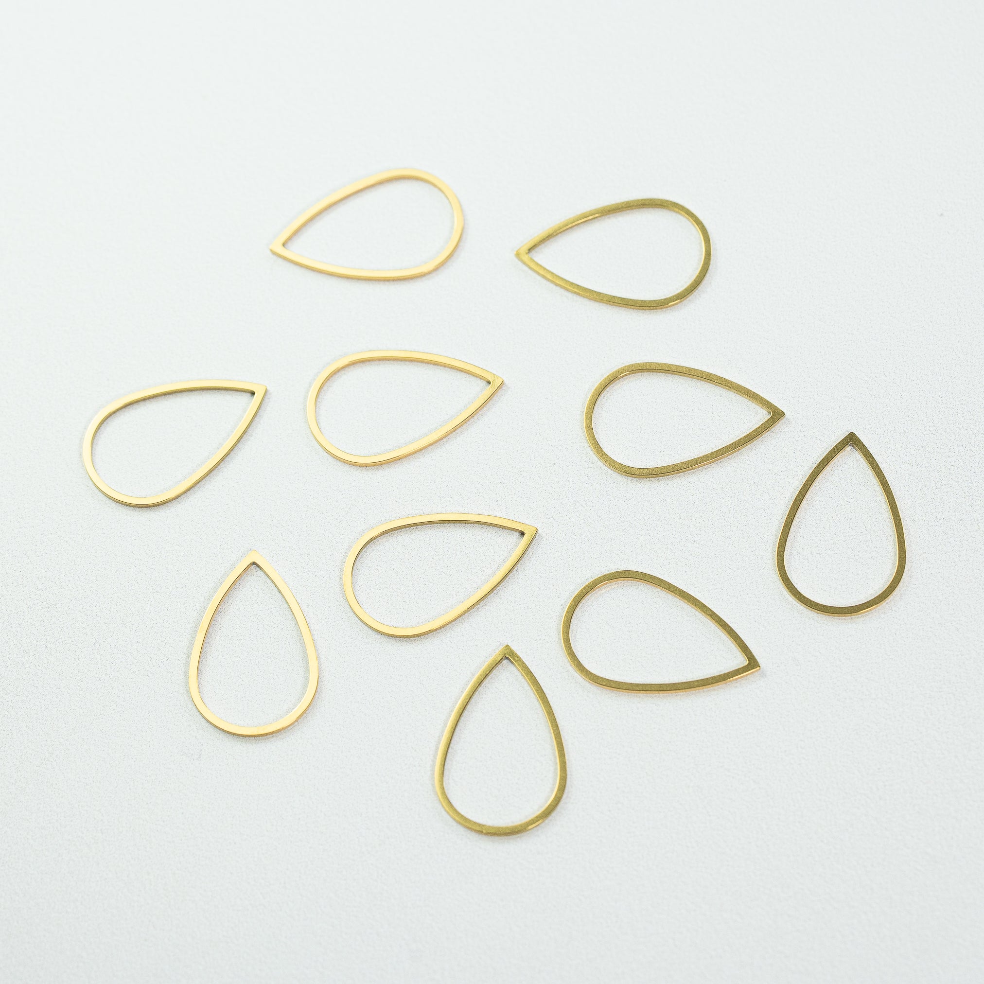 Anneaux fermés connecteurs gouttes acier inoxydable doré de 26 mm ( à l&