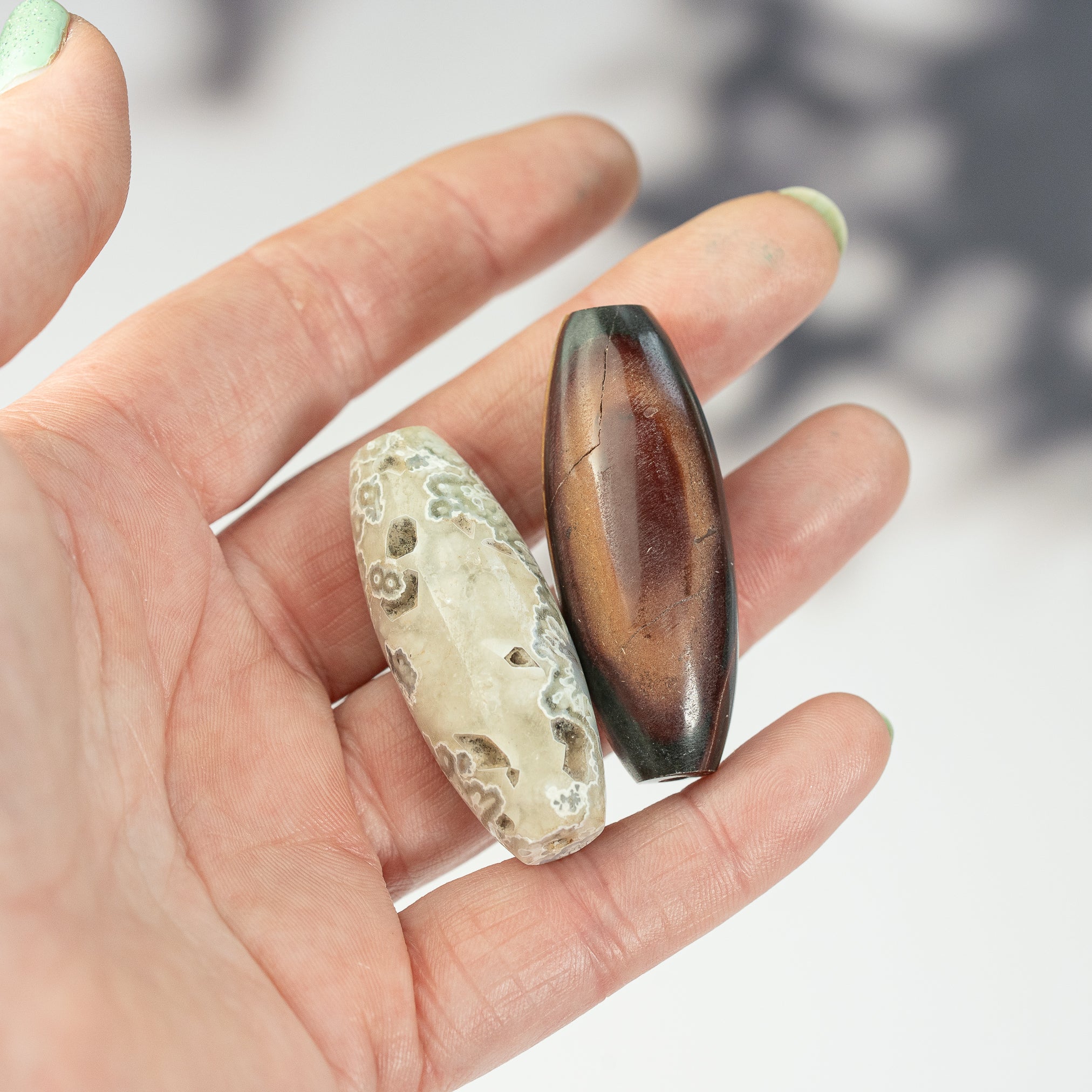 Grandes perles en agate folle mexicaine de env 45 mm ( à l&