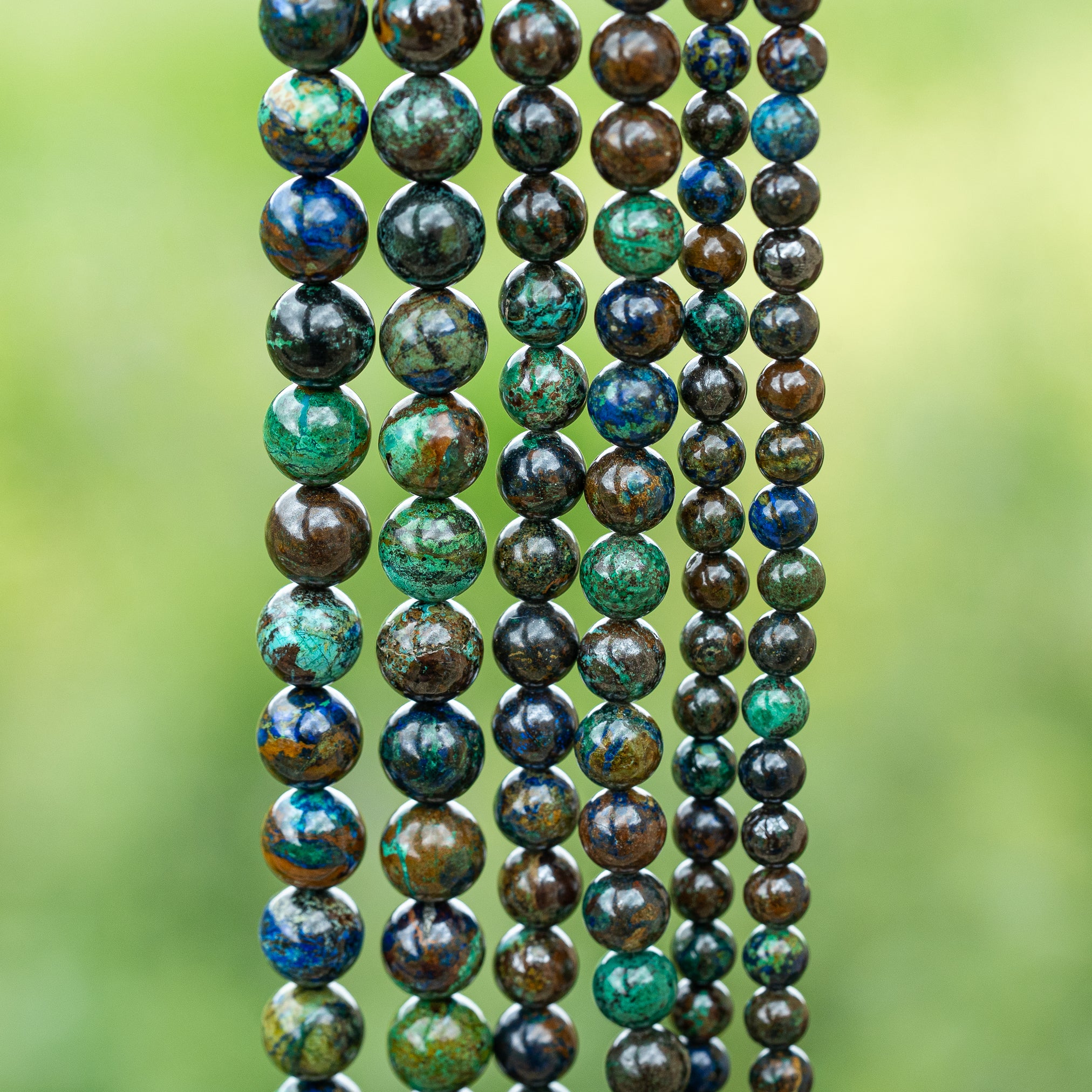 Perles rondes lisses en Azurite/Chrysocolle de 6, 8 ou 10 mm ( 1/4 ou 1/2 rang )