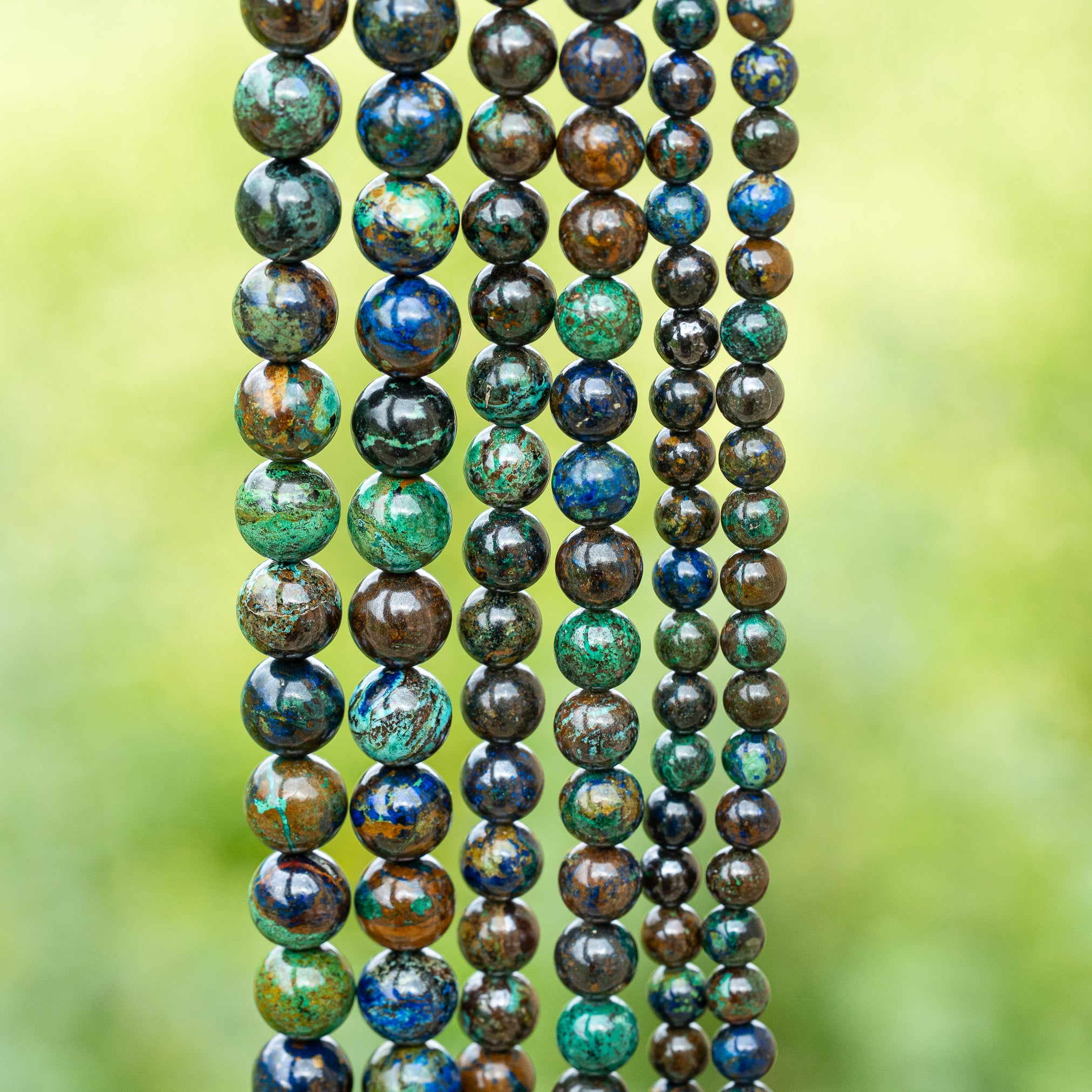 Perles rondes lisses en Azurite/Chrysocolle de 6, 8 ou 10 mm ( 1/4 ou 1/2 rang )