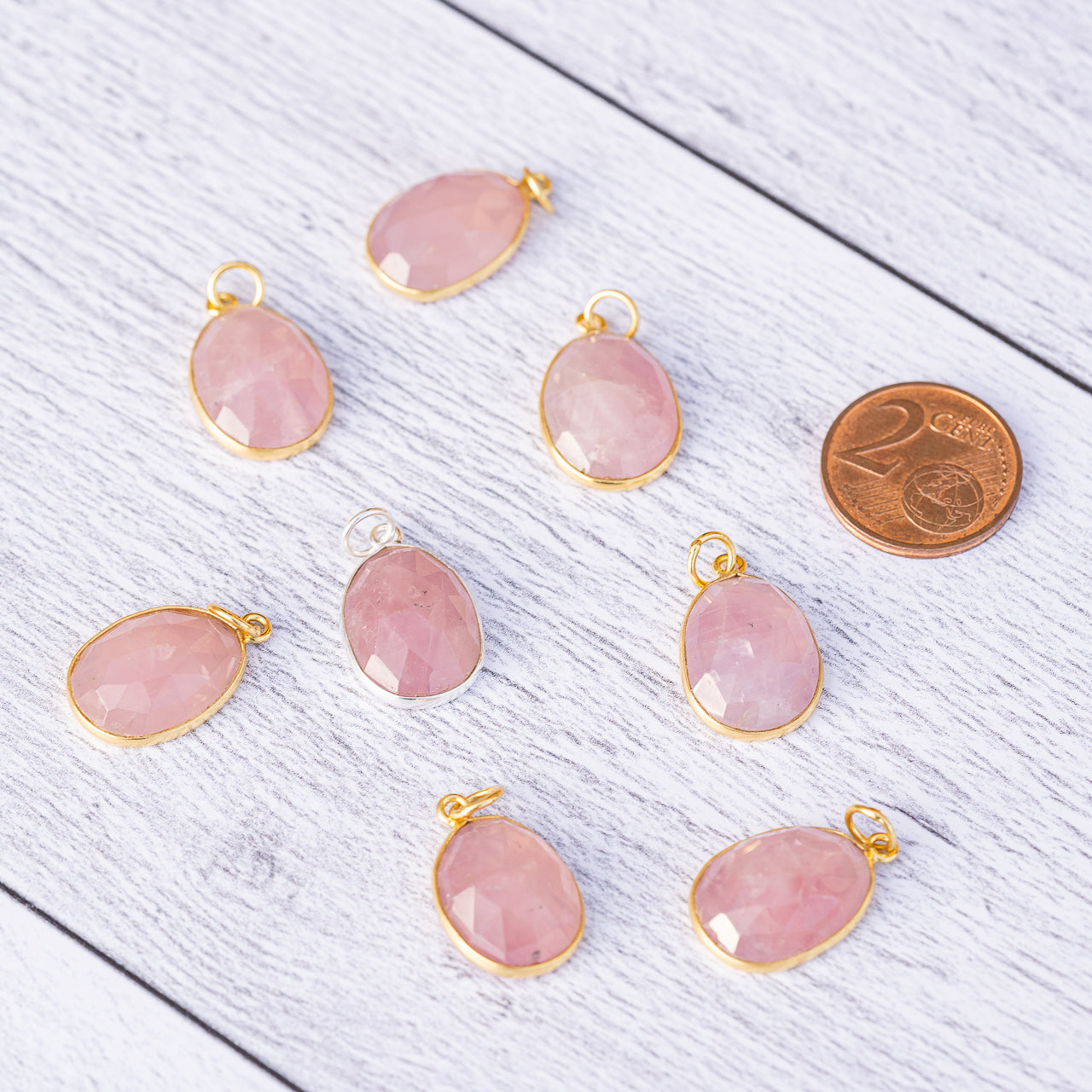 Les pendentifs " Nidhih " en Quartz rose et argent 925 plaqué or