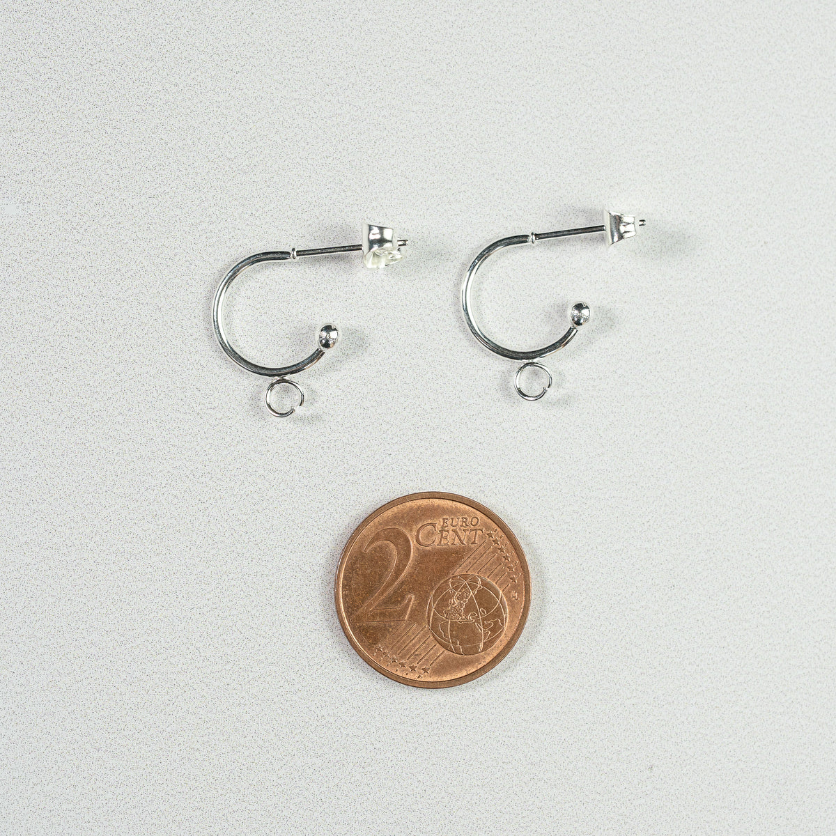 Demi-créoles avec boucle en acier inoxydable argenté de 12,5 mm ( la paire )
