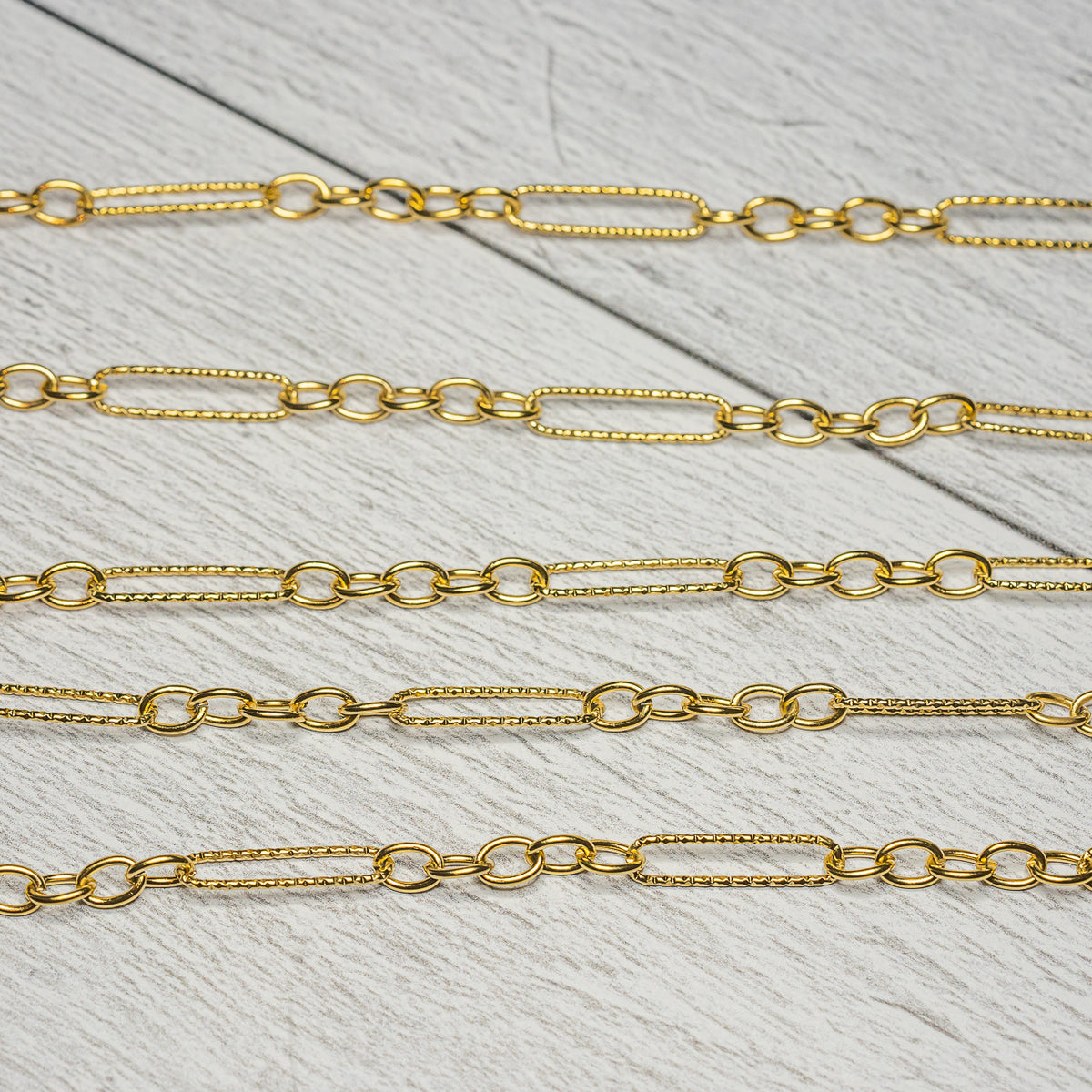 Chaine " Singapour " en acier inoxydable 304 plaqué or 18k ( par 50 cm )