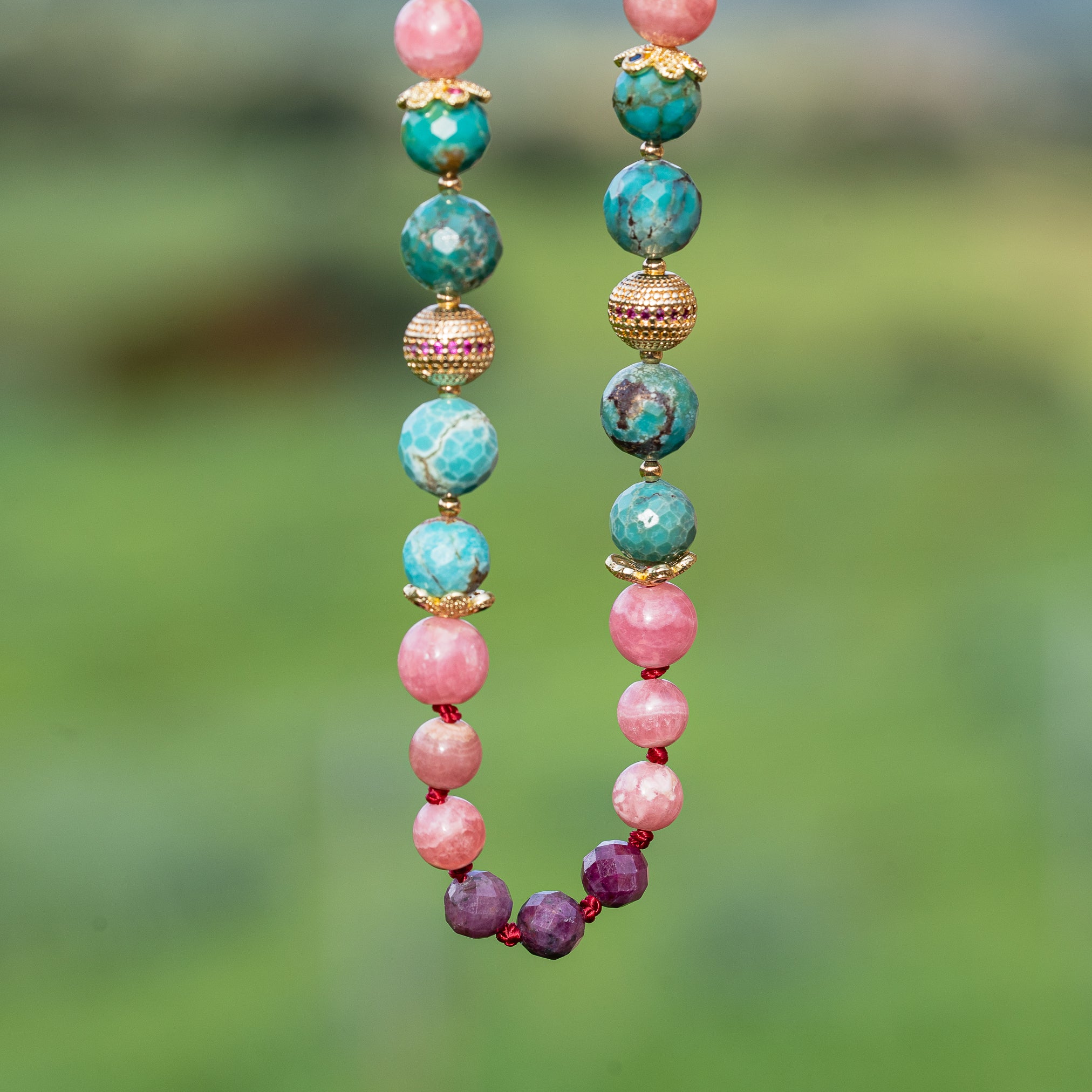 Collier " éclosion " en Turquoise naturelle, Rhodochrosite et Rubis violet 🫶