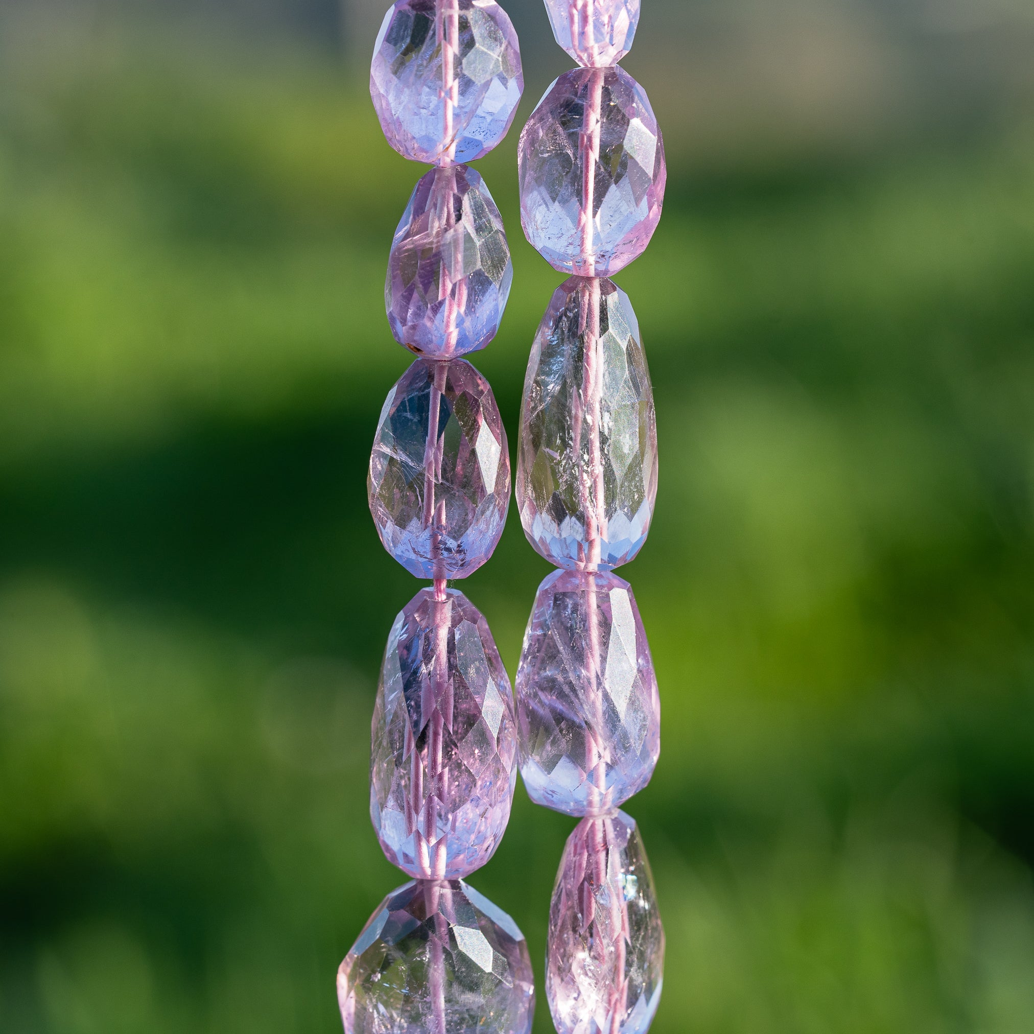 Perles pépites facettes en Améthyste lilas de env 13 à 26 mm ( à l&