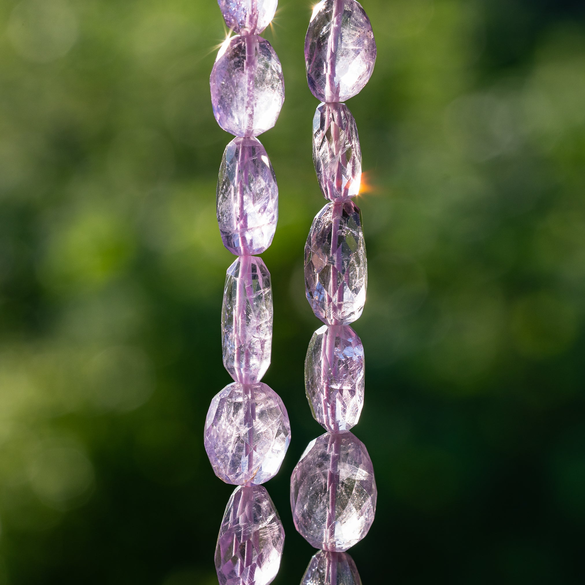 Perles pépites facettes en Améthyste lilas de env 13 à 26 mm ( à l&