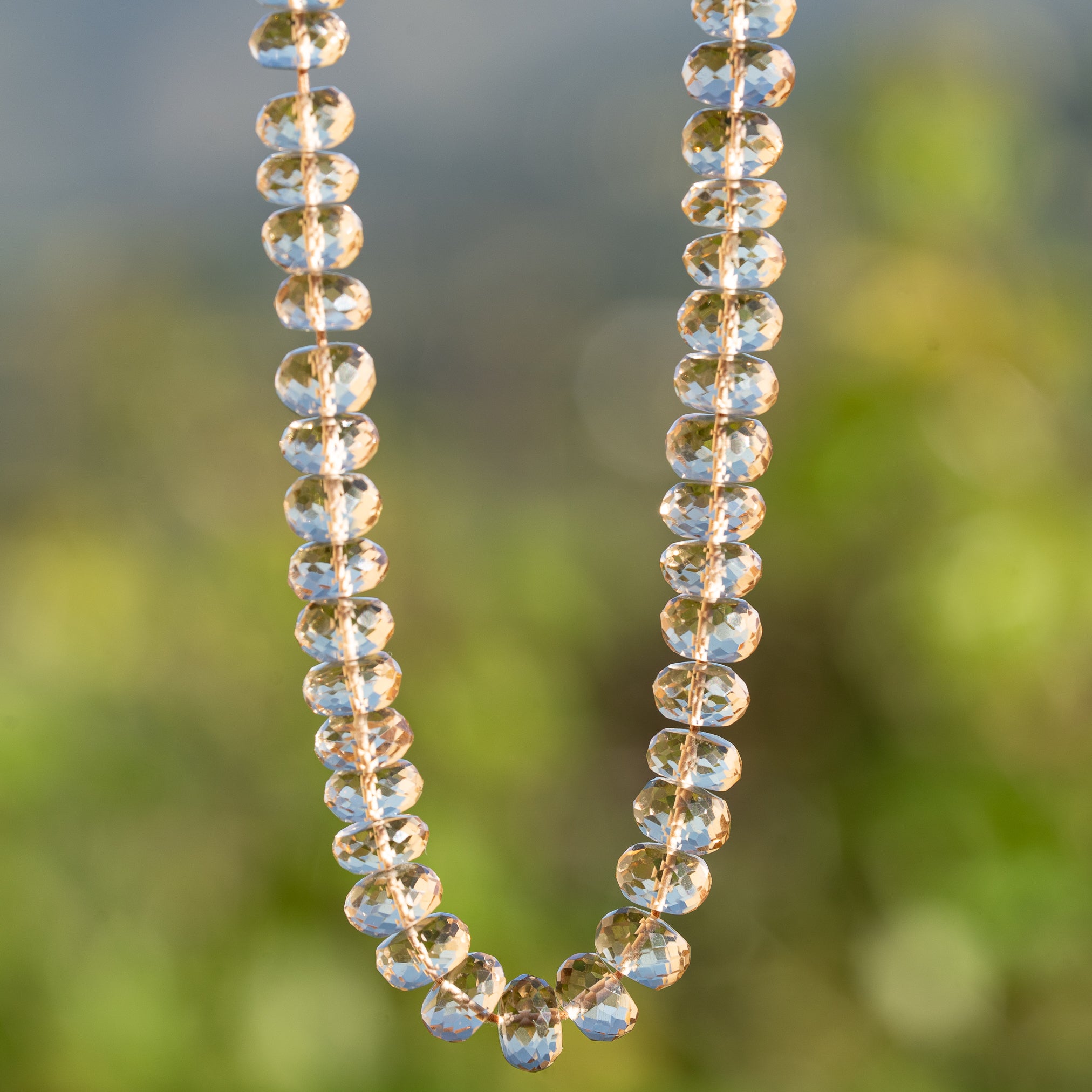 Perles rondelles facettes de Citrine naturelle de env 5,5 à 9 mm ( lot de 2 perles )