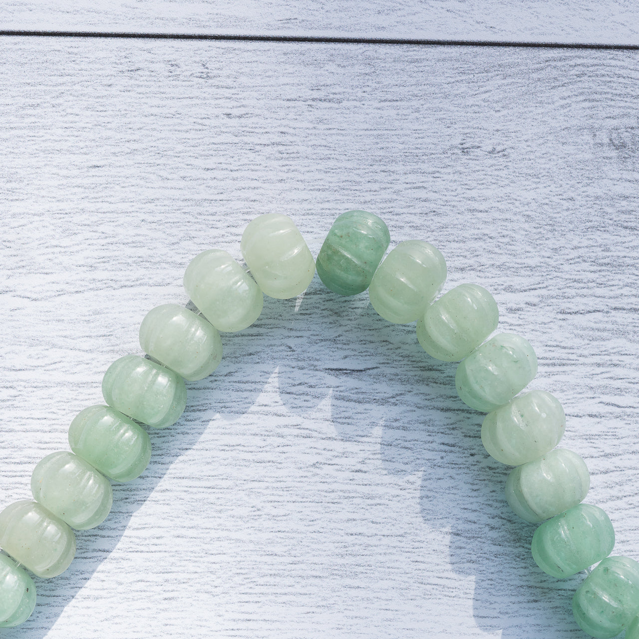 Perles rondelles sculptées " citrouilles " en Aventurine verte de env 14 x 10 mm ( à l&