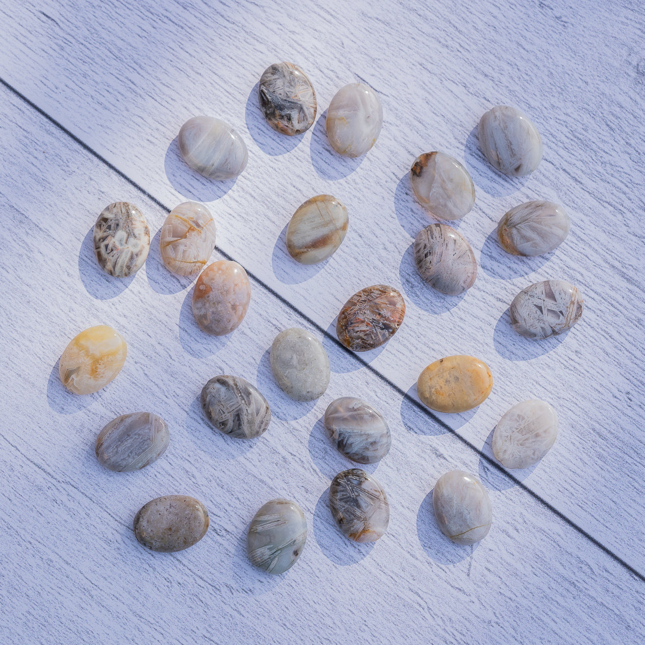 Perles ovales en Agate feuille de bambou de env 15 mm ( lot de 2 perles )