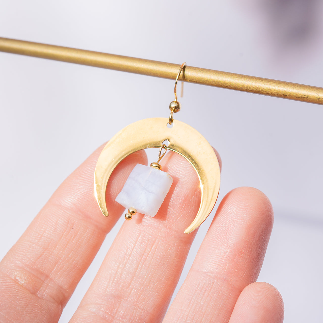 Perles carrées facettes en Agate dentelle de env 10/11 mm ( lot de 2 perles )