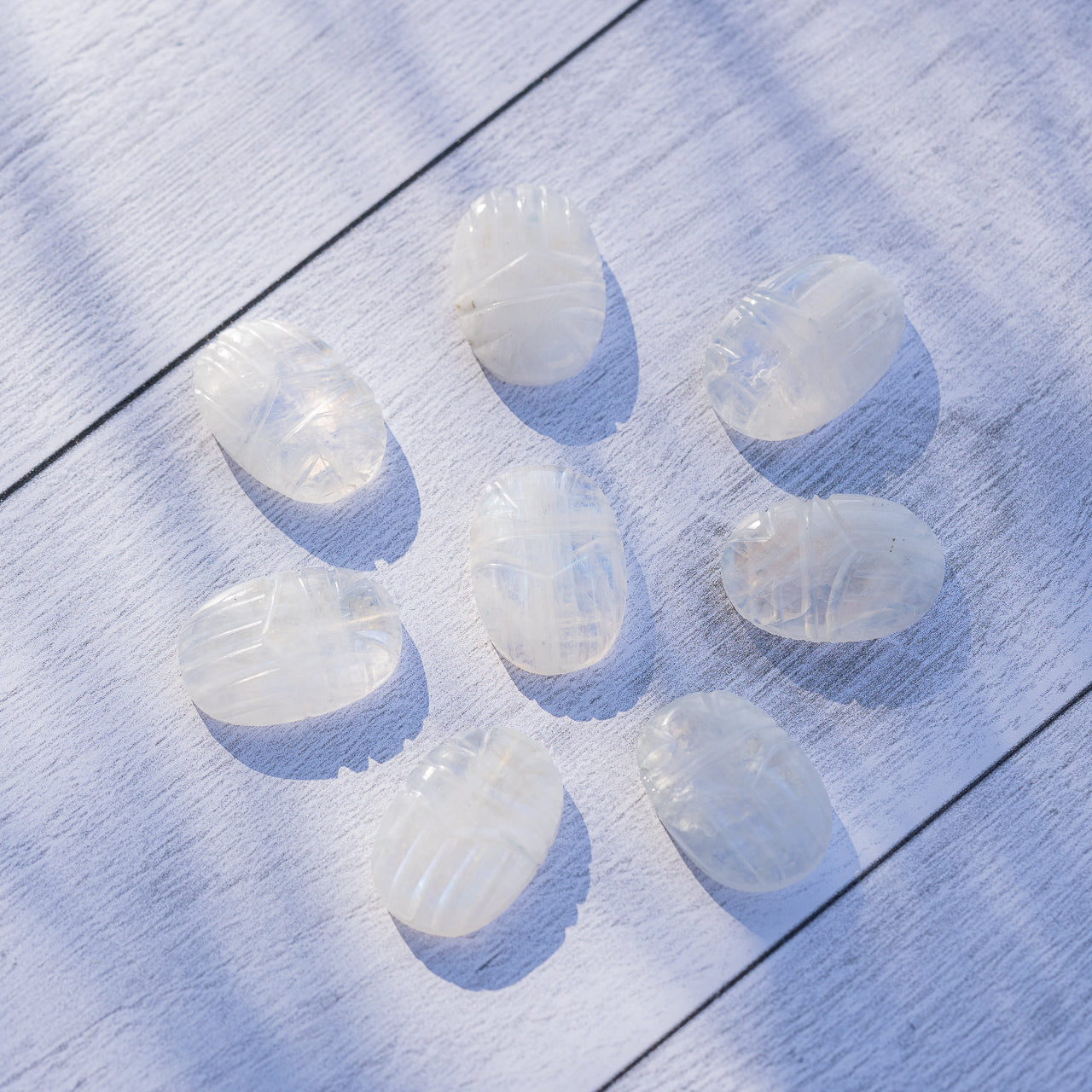 Les " Nidhih " scarabée en Labradorite blanche de 2,5 cm perçage au choix ( à l&