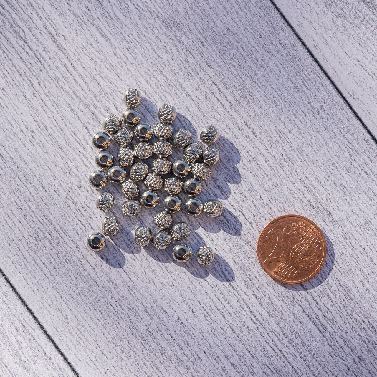 Perles rondelles striées en acier inoxydable de 5 mm ( lot de 4 )