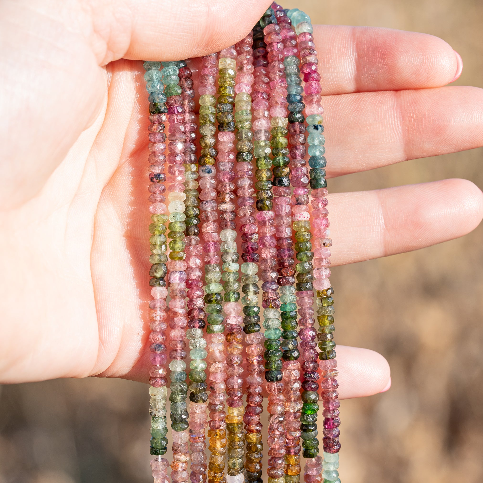 Rangs de 33/34 cm de perles rondelles facettes de Tourmaline multicolore de env 4 x 1,5/2,5 mm(Copie)