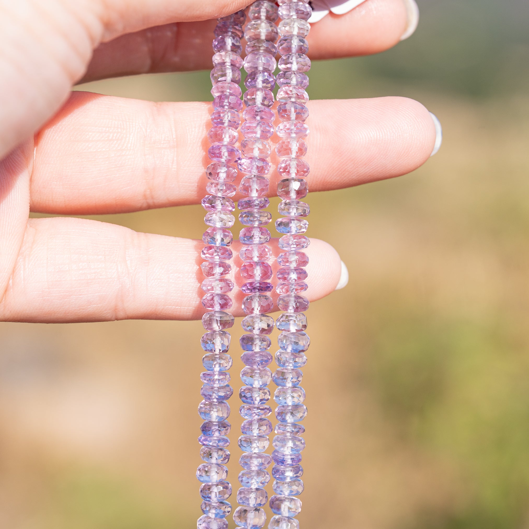 Perles rondelles facettes en Améthyste lilas de env 5/5,5 mm ( lot de 4 perles )