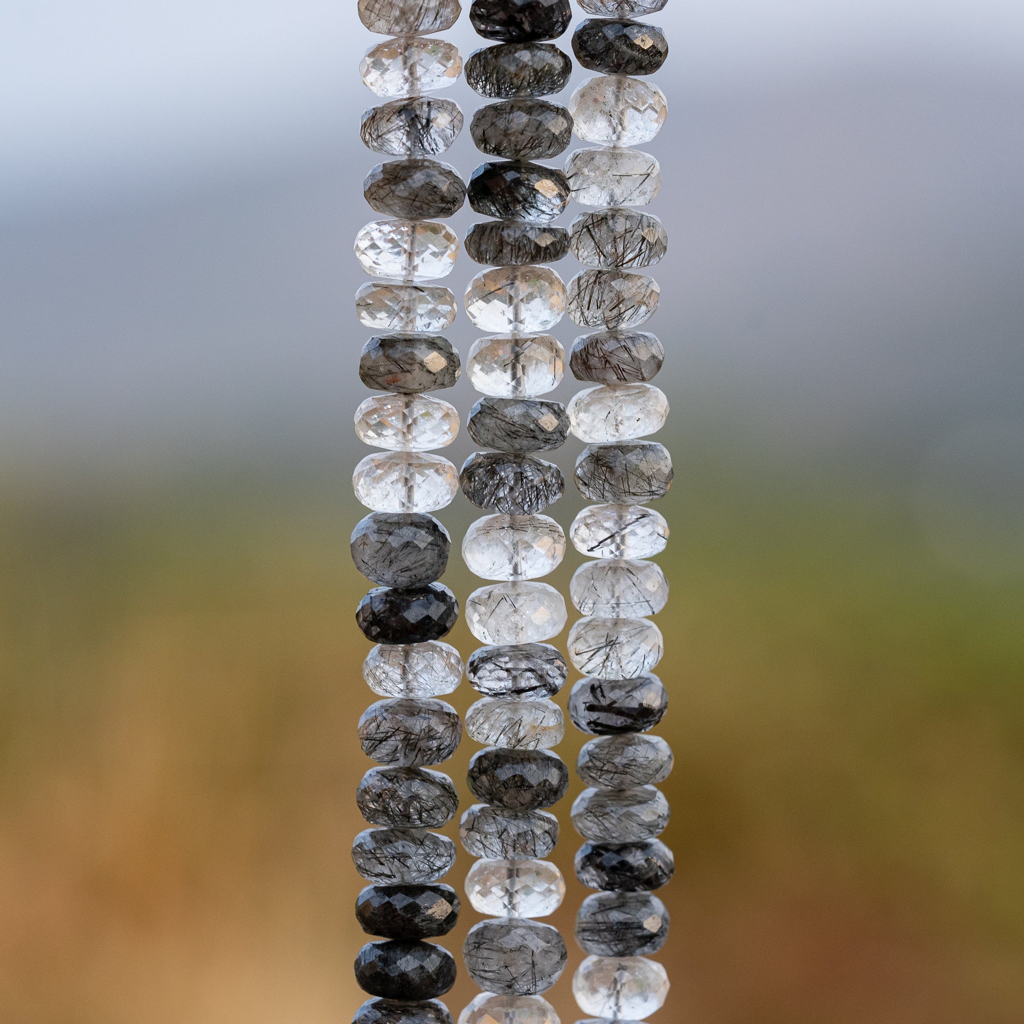 Perles rondelles facettes de Quartz Tourmaliné de env 9,3 mm ( lot de 2 perles )