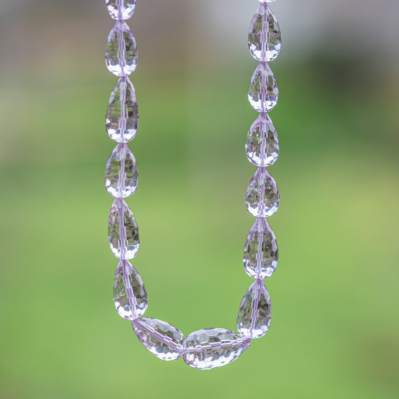 Perles gouttes facettes AA en Améthyste lilas de 9/14 mm ( à l&