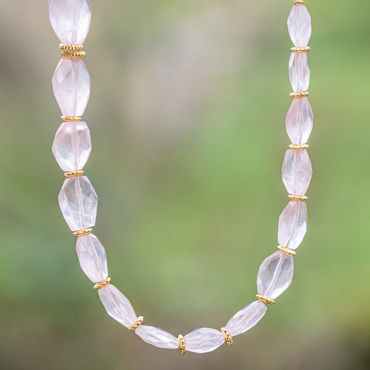 Fil complet de env 44/46 cm perles pépites facettes de Quartz rose de 7 à 15 mm