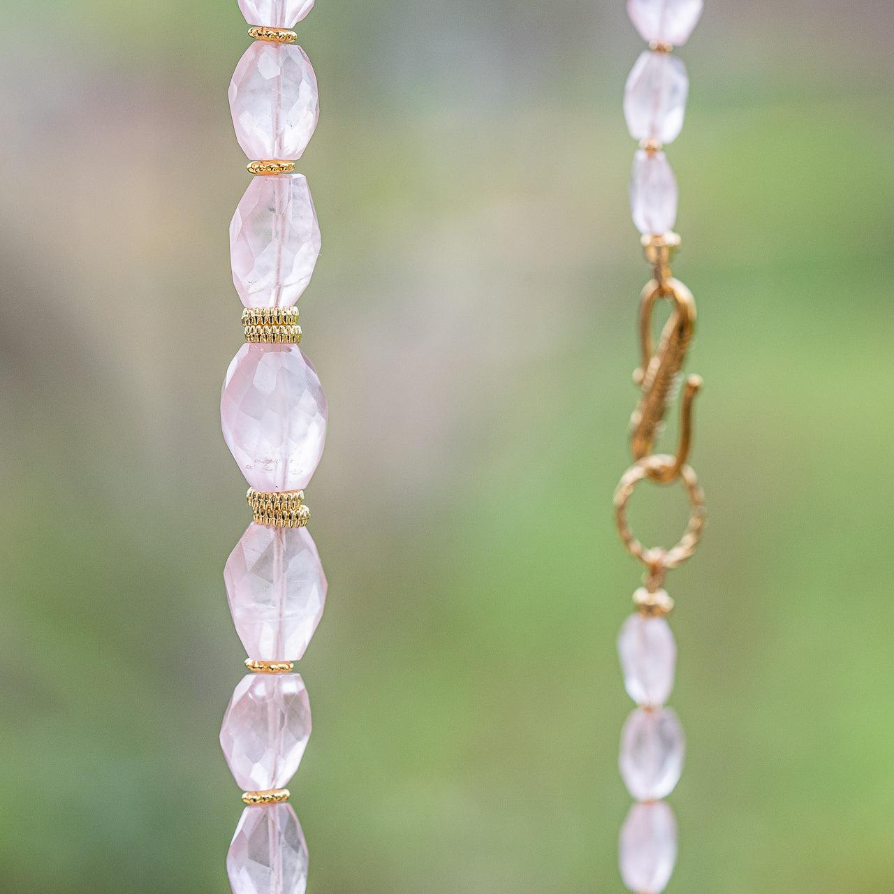 Fil complet de env 44/46 cm perles pépites facettes de Quartz rose de 7 à 15 mm