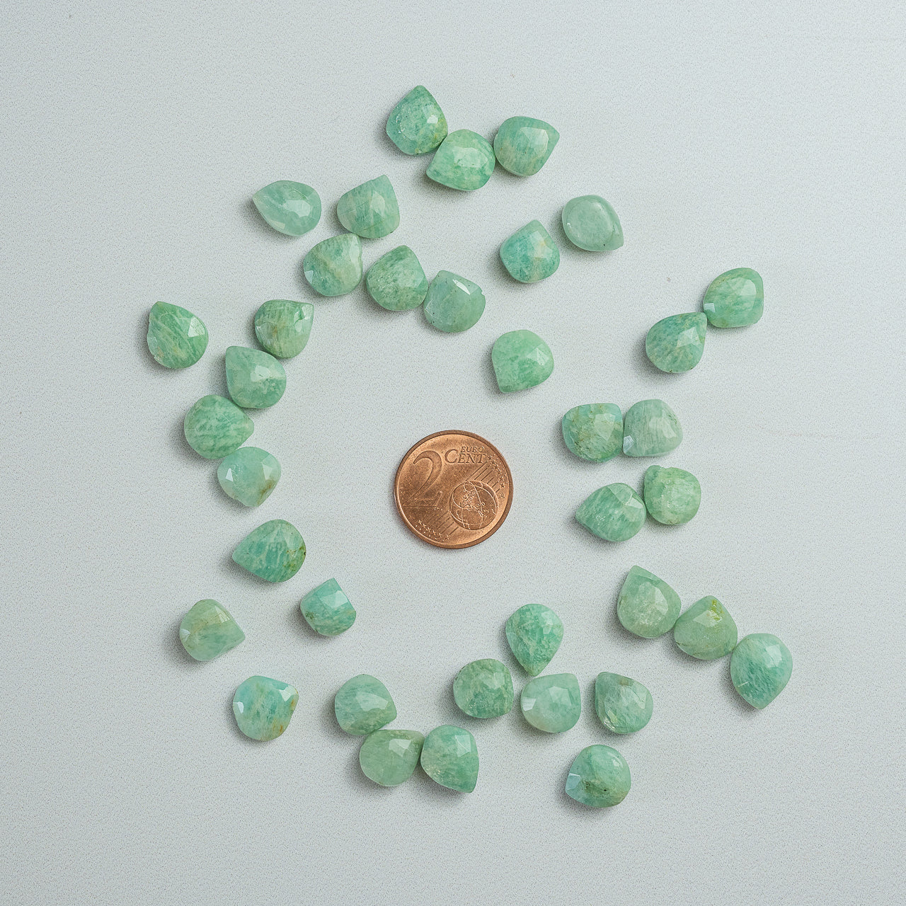Perles gouttes facettes en Amazonite de env 10 mm ( lot de 2 perles )