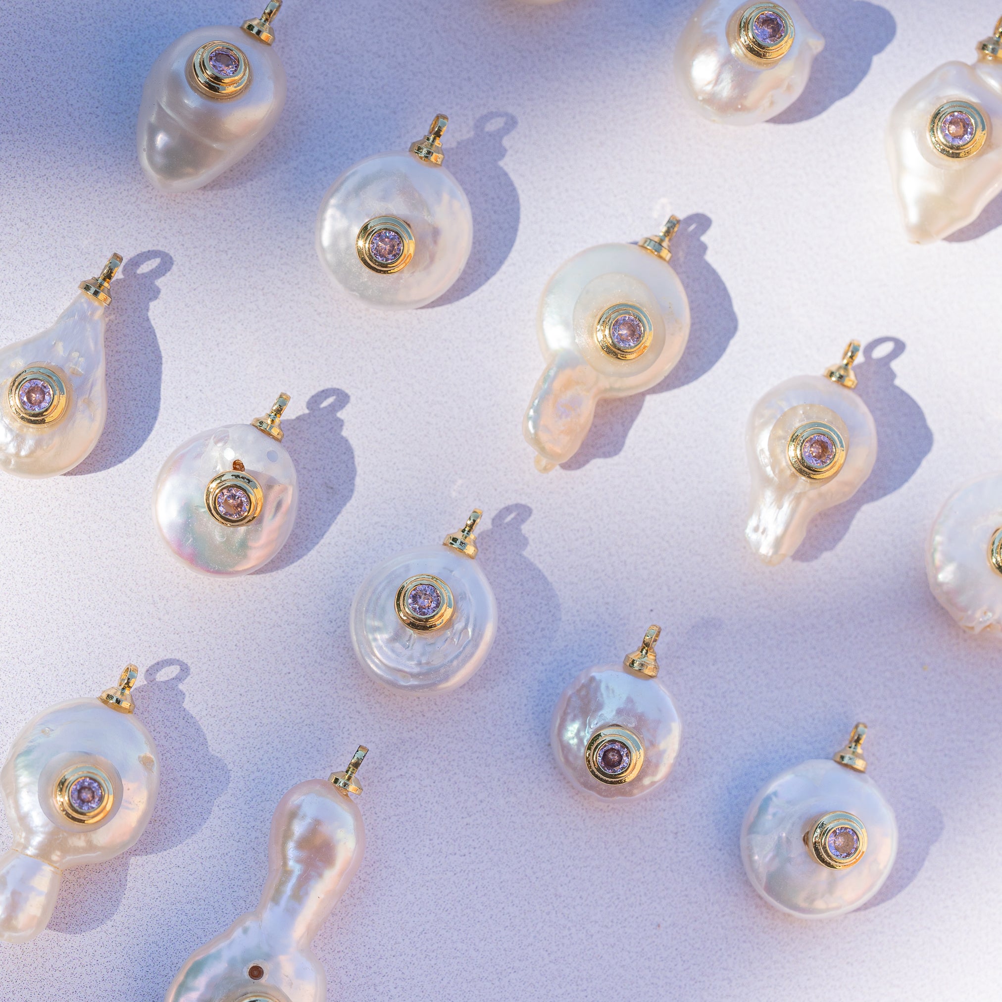 Pendentifs en laiton plaqué or 18k, perles d&