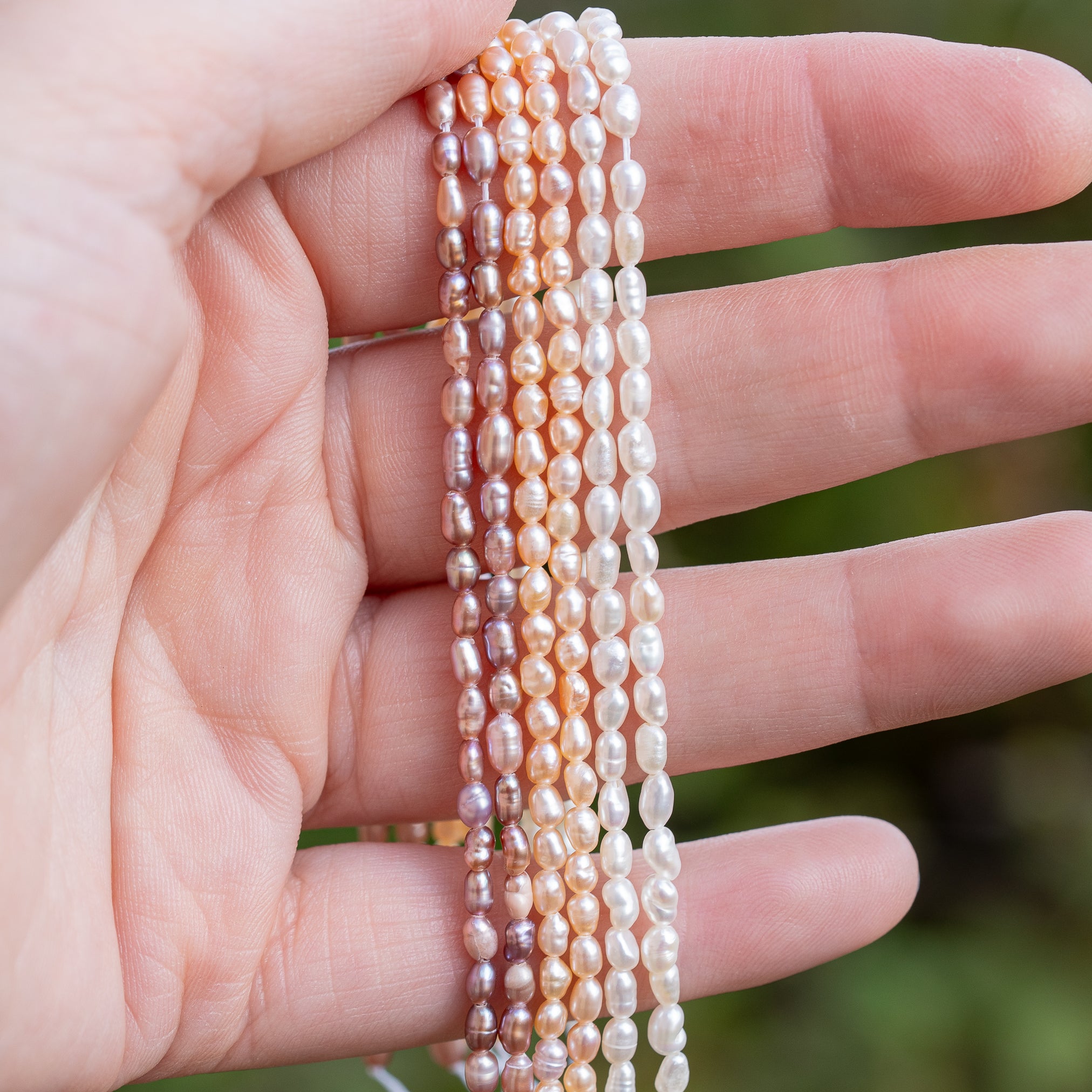 Fines perles ovales en perles d&