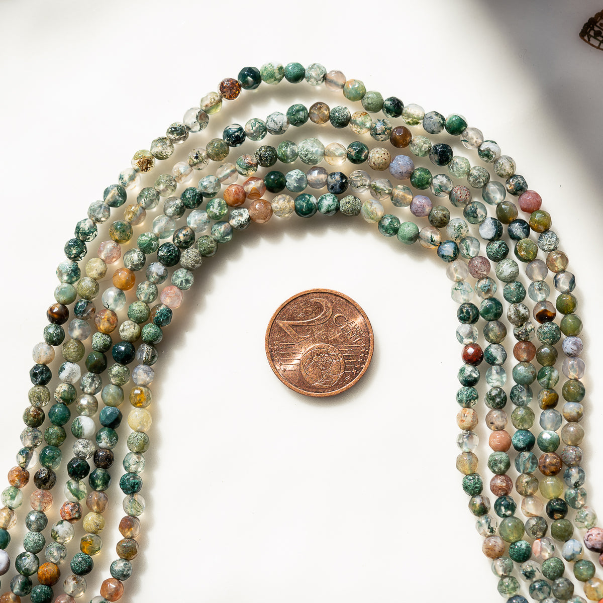 Perles rondes facettes en Agate mousse de 3,5 mm ( rang de env 95 perles )