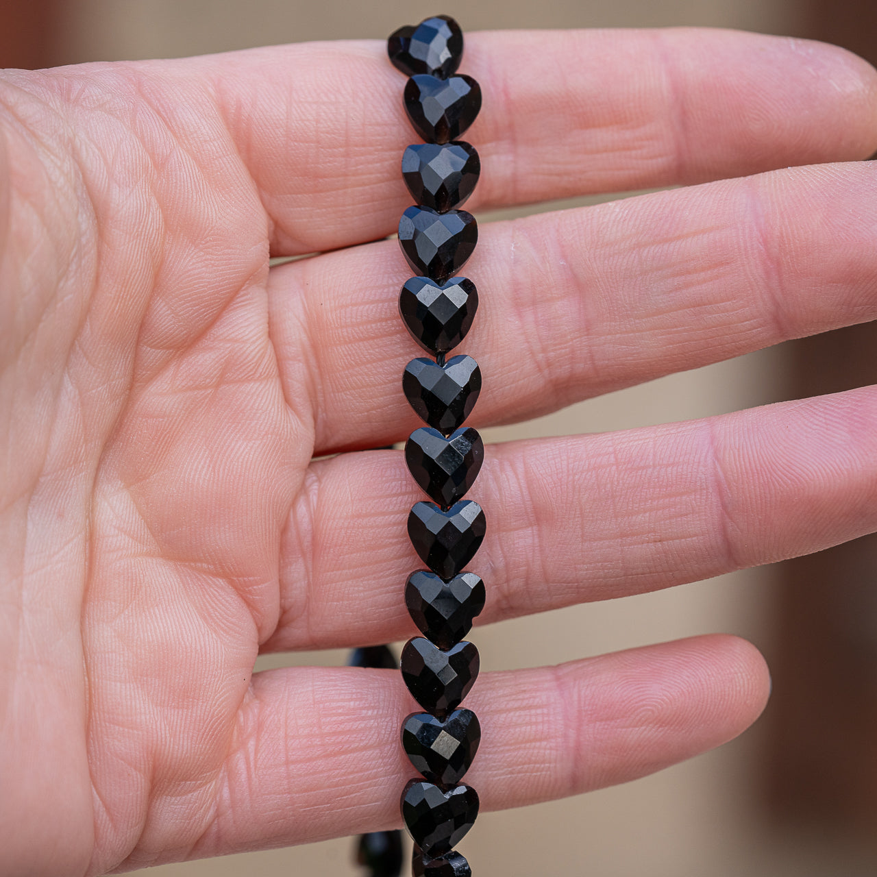 Perles ♡ facettes en Obsidienne noire de 8 mm ( lot de 4 perles )