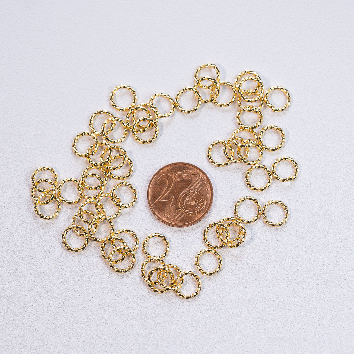 Anneaux de jonction ronds torsadés en acier inoxydable plaqués or 24k de 7,8 x 1 mm ( lot de 4 )