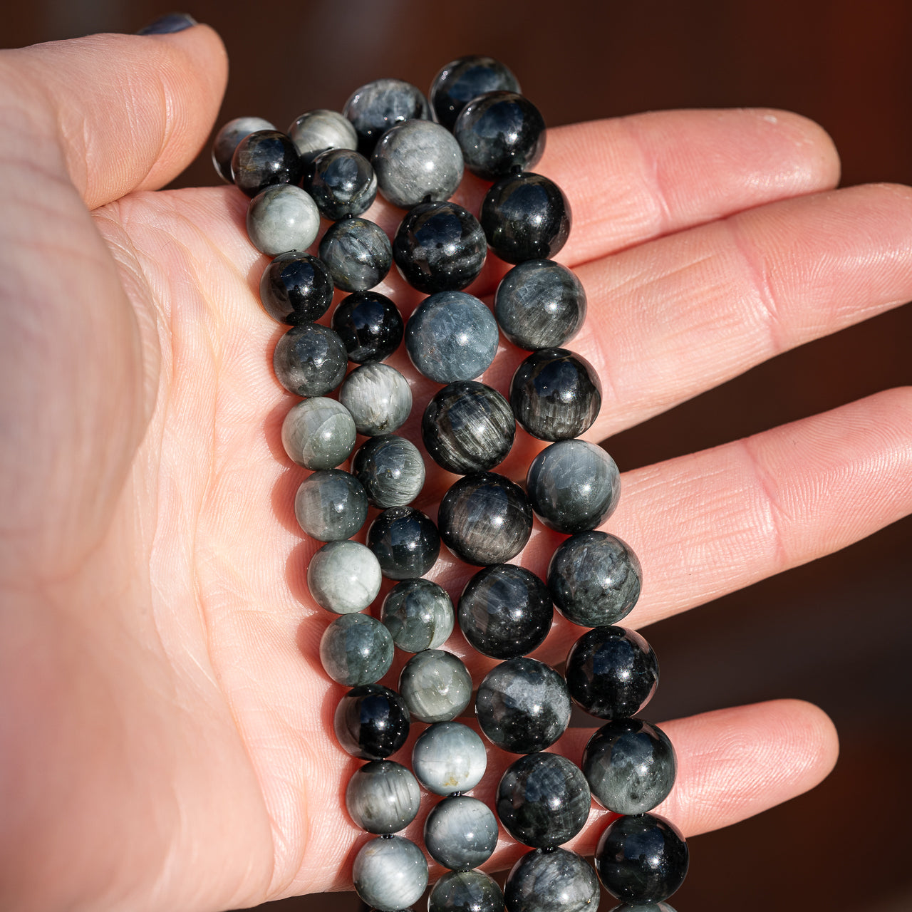 Perles rondes lisses en Oeil de faucon grade a de 8 ou 10 mm ( 1/2 rang )