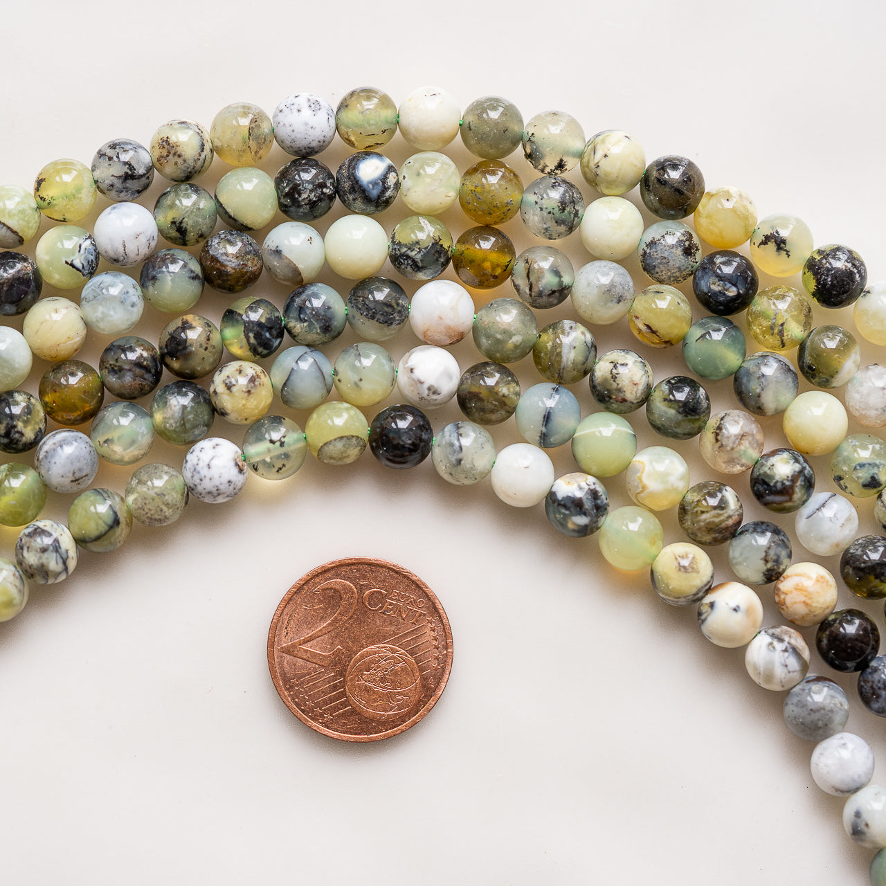 Perles rondes lisses en Opale verte Australie de 6 mm ( rang de env 60 perles )
