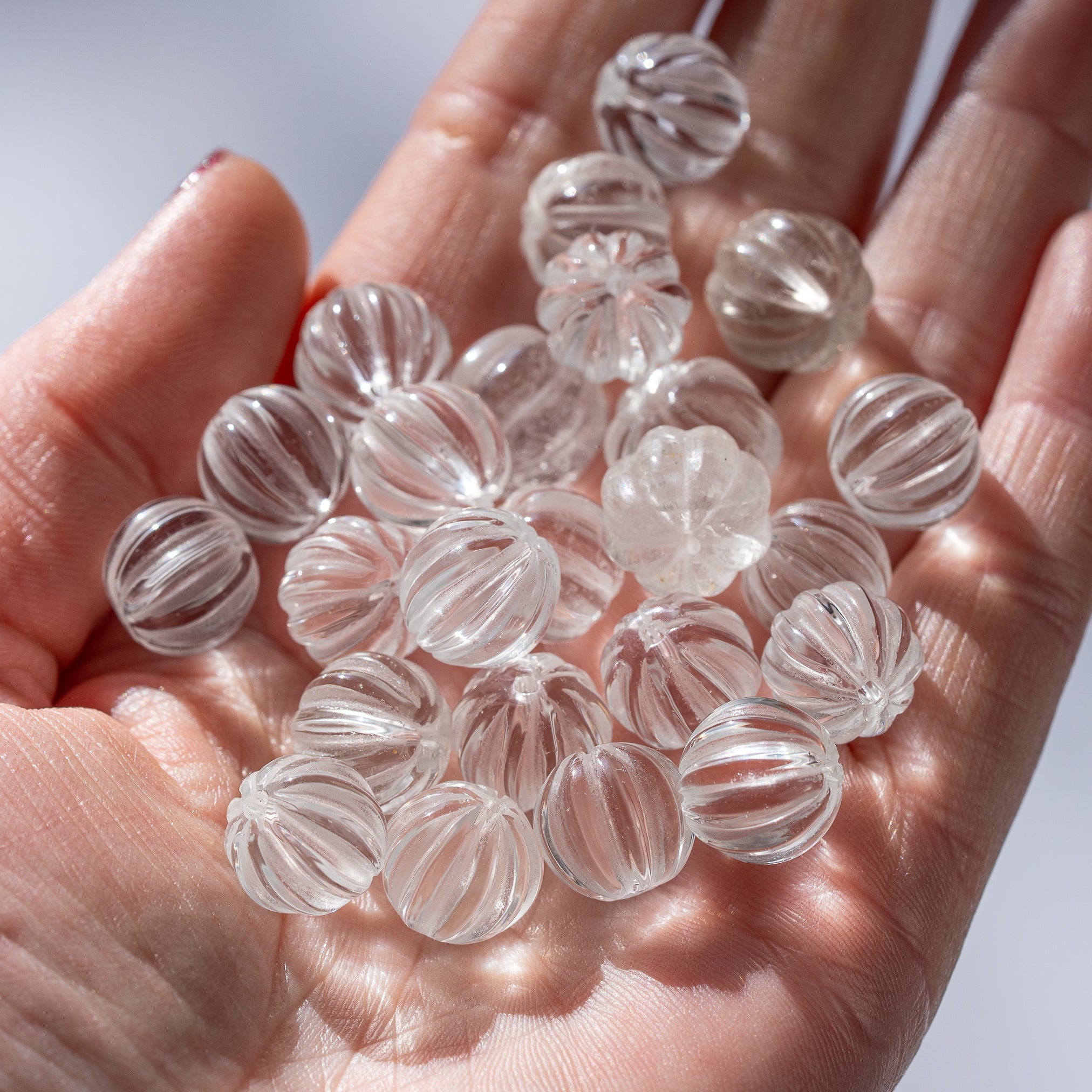 Perles sculptées citrouilles en cristal de roche de 11 à 14 mm ( à l&