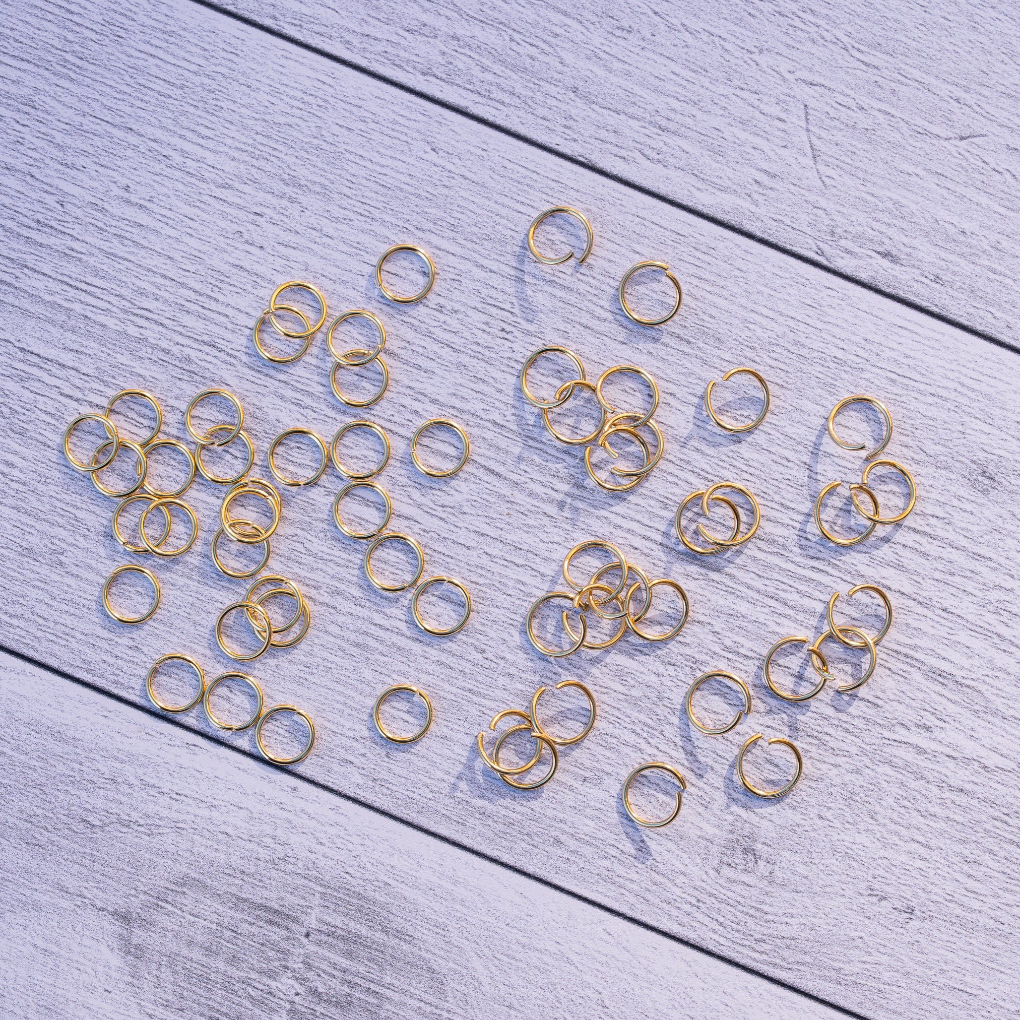 Anneaux de jonction ronds inox plaqués or 18k de 9/10 x 1 mm au choix ( lot de 6 )