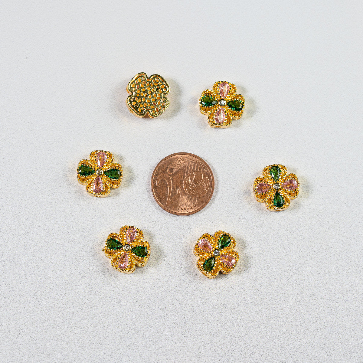 Perles " bijoux " fleur en laiton plaqué or 18k et zirconium de 13,5 mm ( à l&