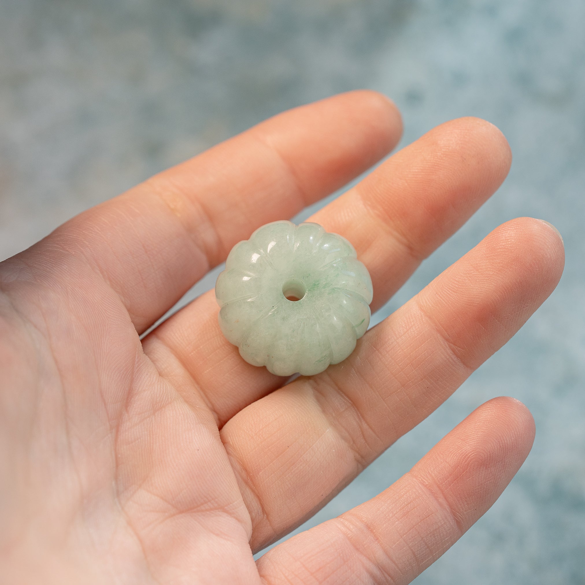 Grosses perles citrouilles sculptées en Aventurine de 25 x 18 mm ( à l&