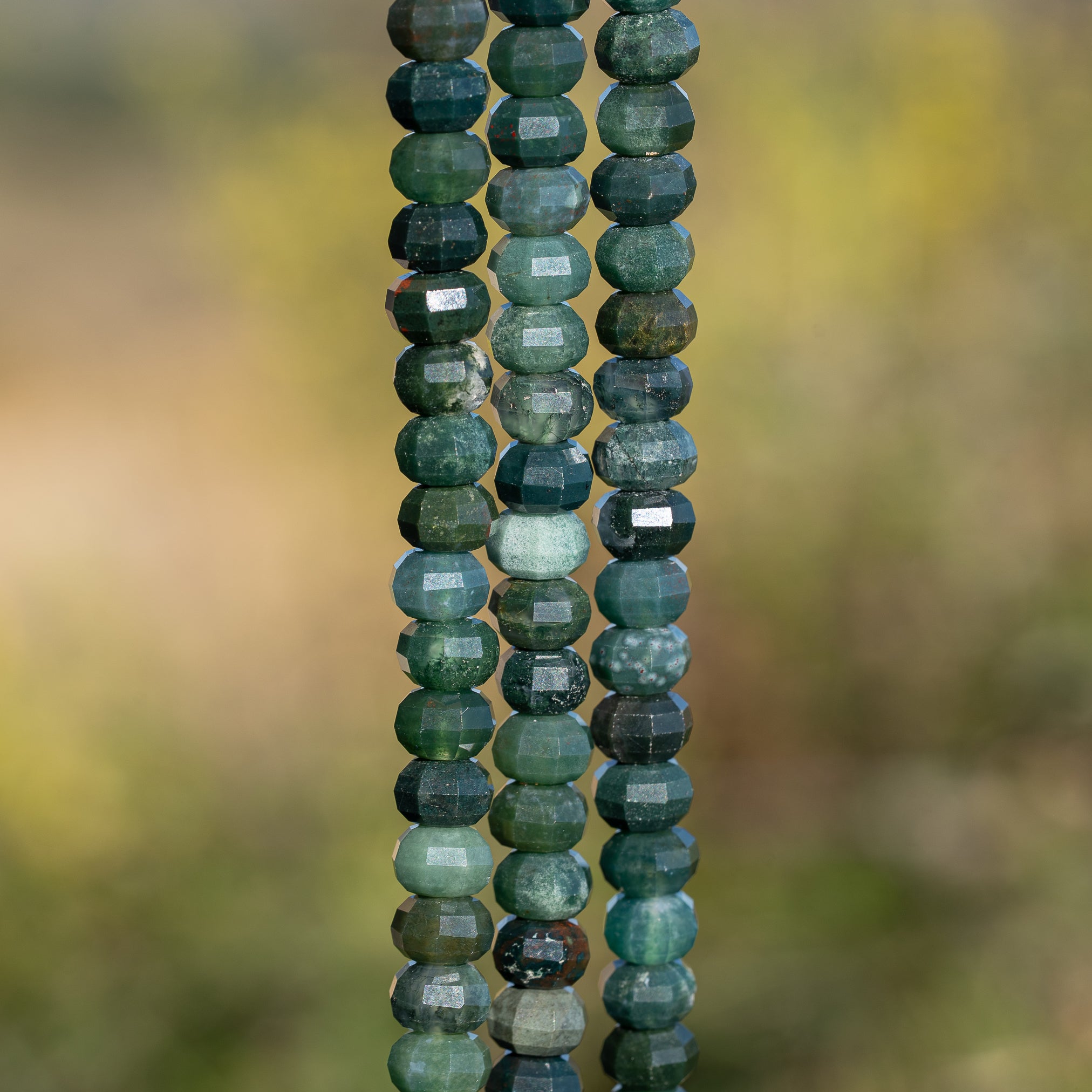 Perles rondelles facettes lanternes/citrouilles en Agate mousse de 8 x 5 mm ( 1/2 rang de env 34 perles )